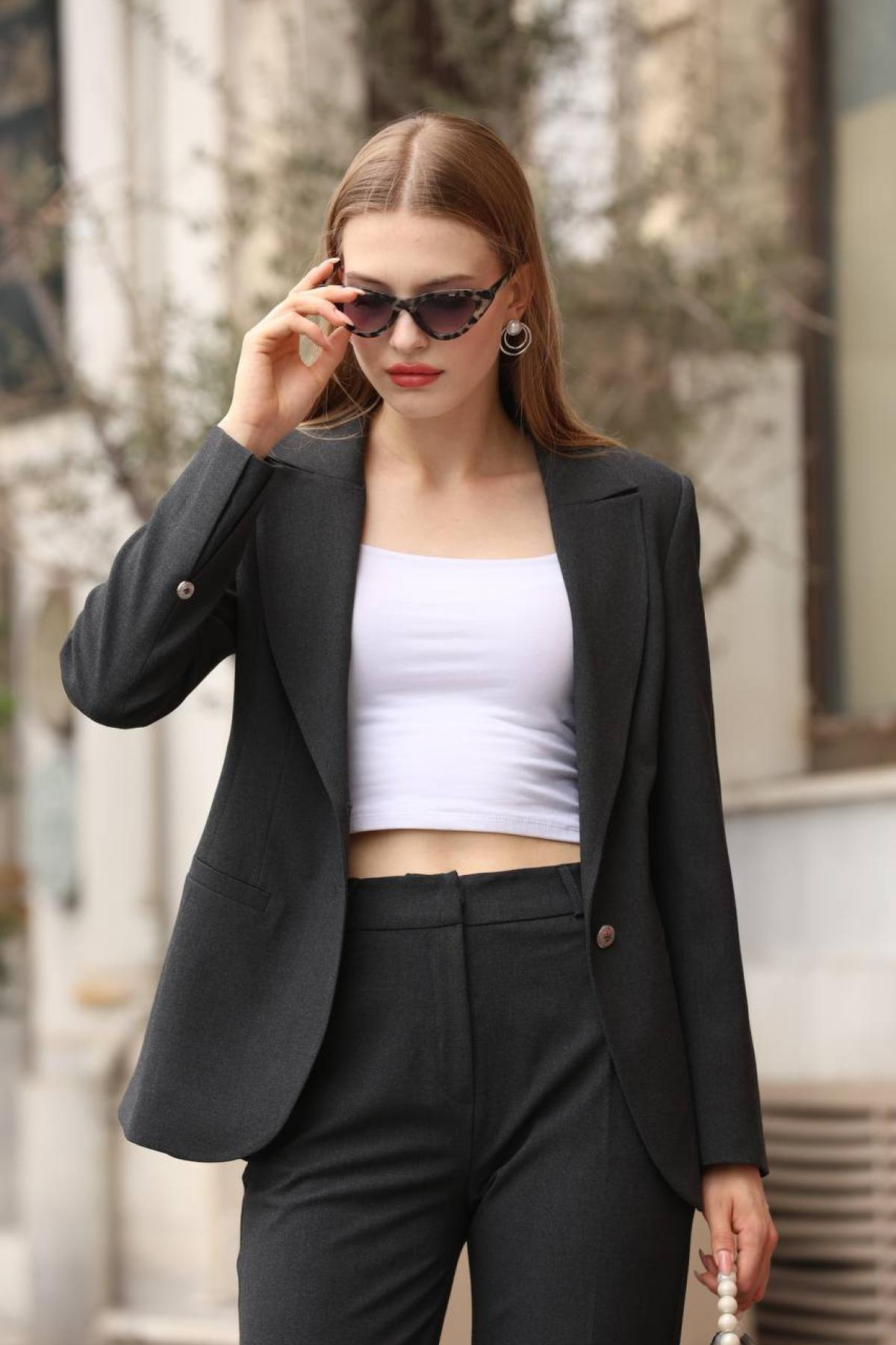 Wholesale Women Dark Gray Two Piece Suit Blazer and Pants Set 718289