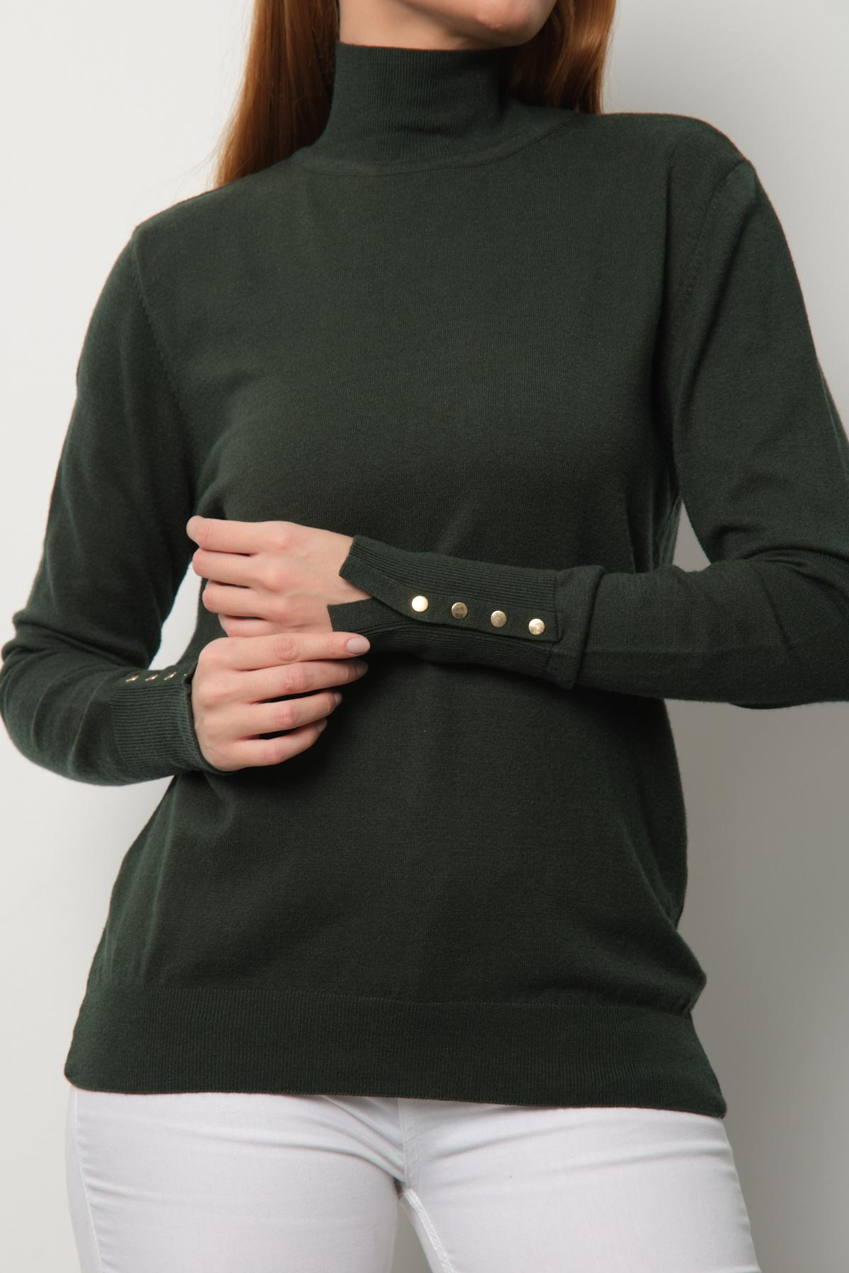 Wholesale Women Dark Green Mock-Neck Sweaters 711163
