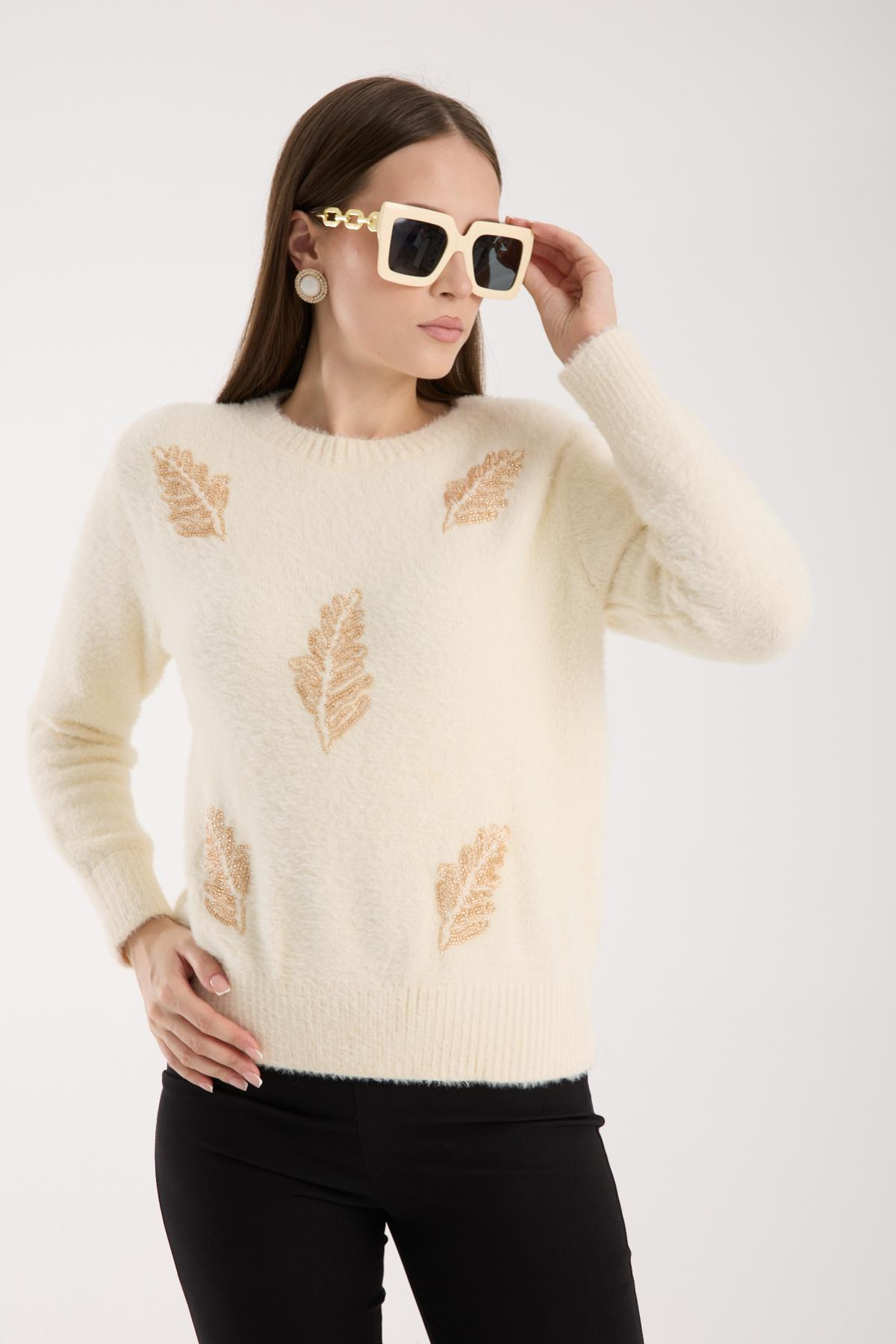 Wholesale Women Ecru Crew-Neck Knit Blouse with Beaded Embroidery 738901