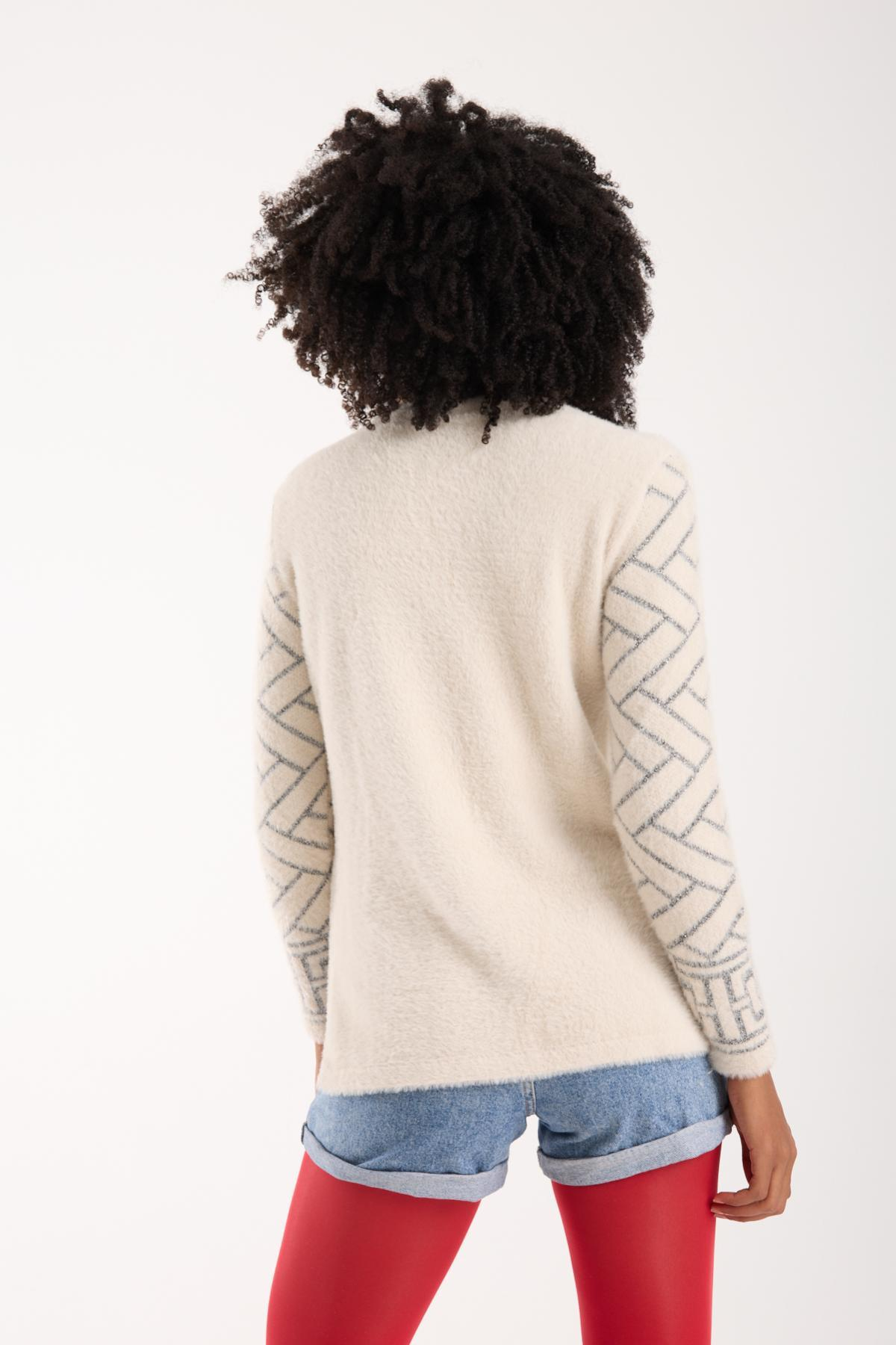 Wholesale Women Ecru Lurex Crew-Neck Knit Blouse with Side Slits 738851