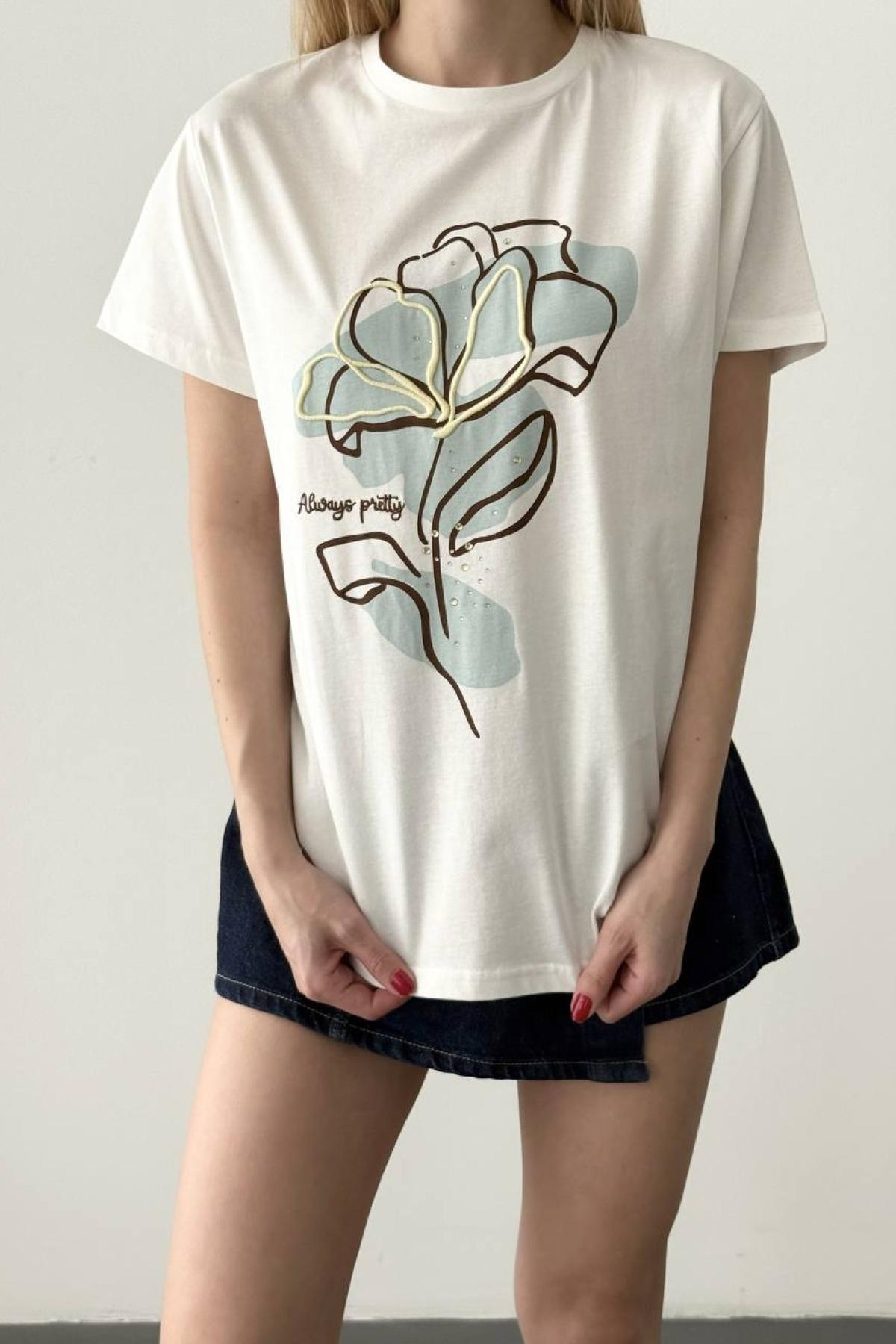 Wholesale Women Ecru T-shirt 735809