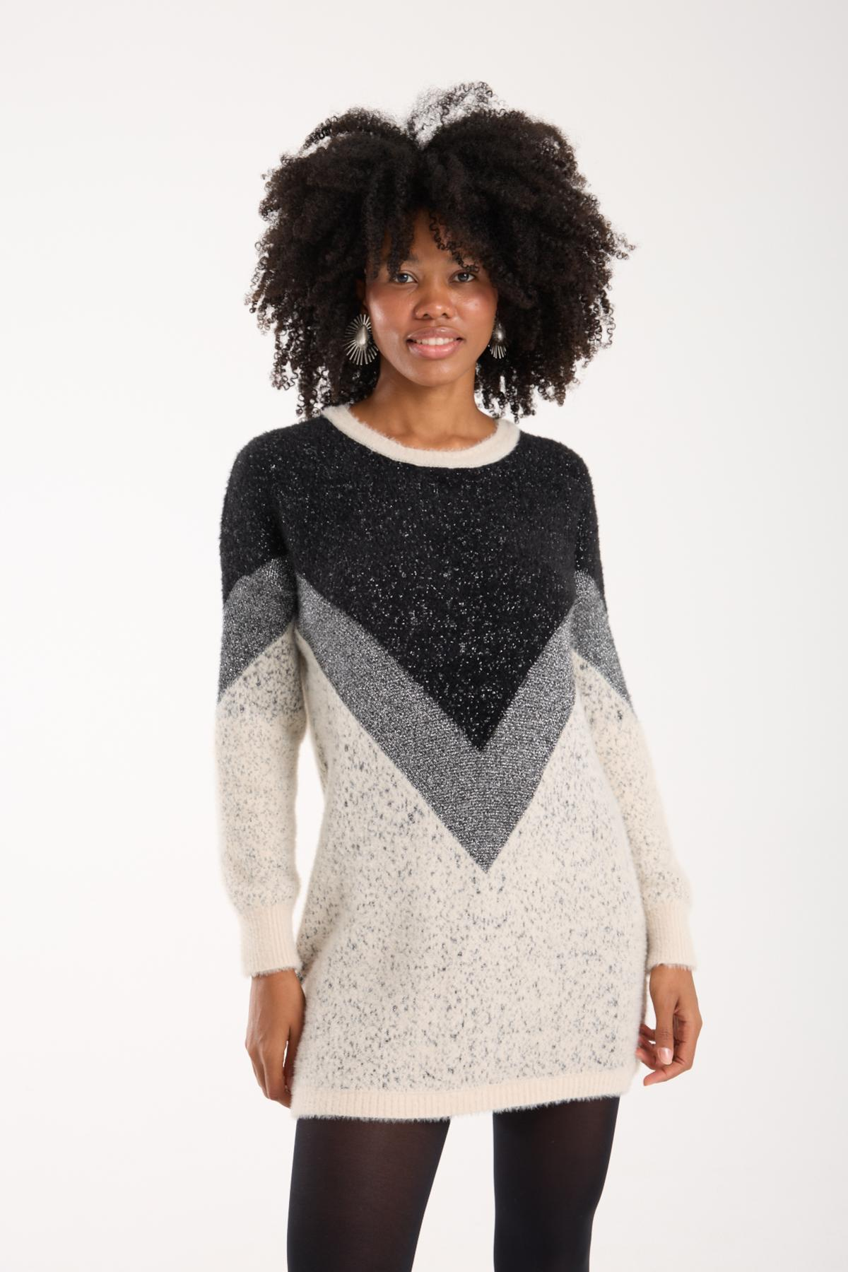 Wholesale Women Ecru Two-Tone Crew-Neck Lurex Knit Blouse 738867