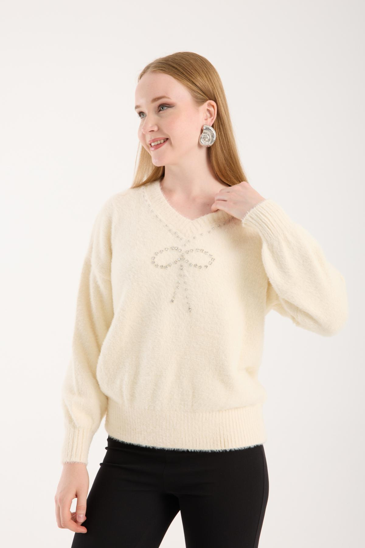 Wholesale Women Ecru V-Neck Knit Blouse with Rhinestone and Pearl Embellishments 738879
