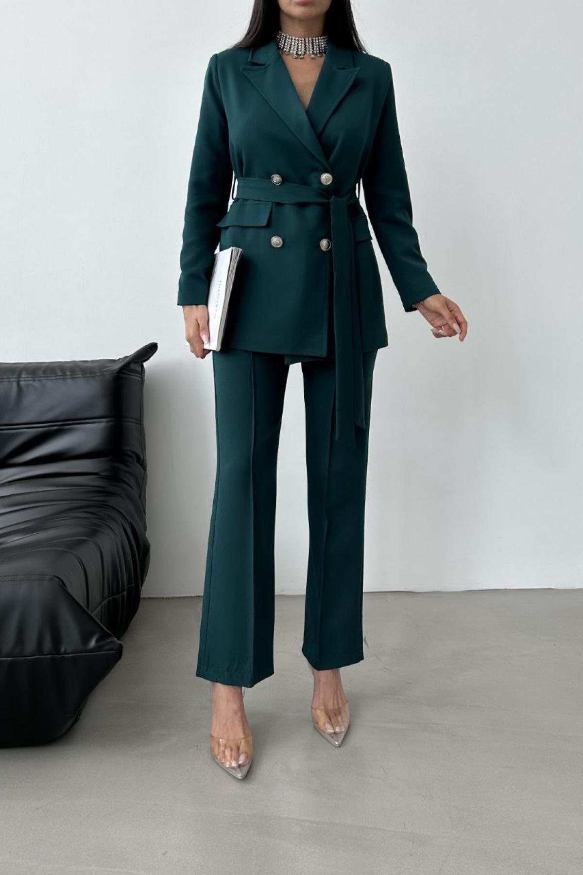 Wholesale Women Emerald Green Two Piece Button Detail Suit Blazer and Trouser Set 728492