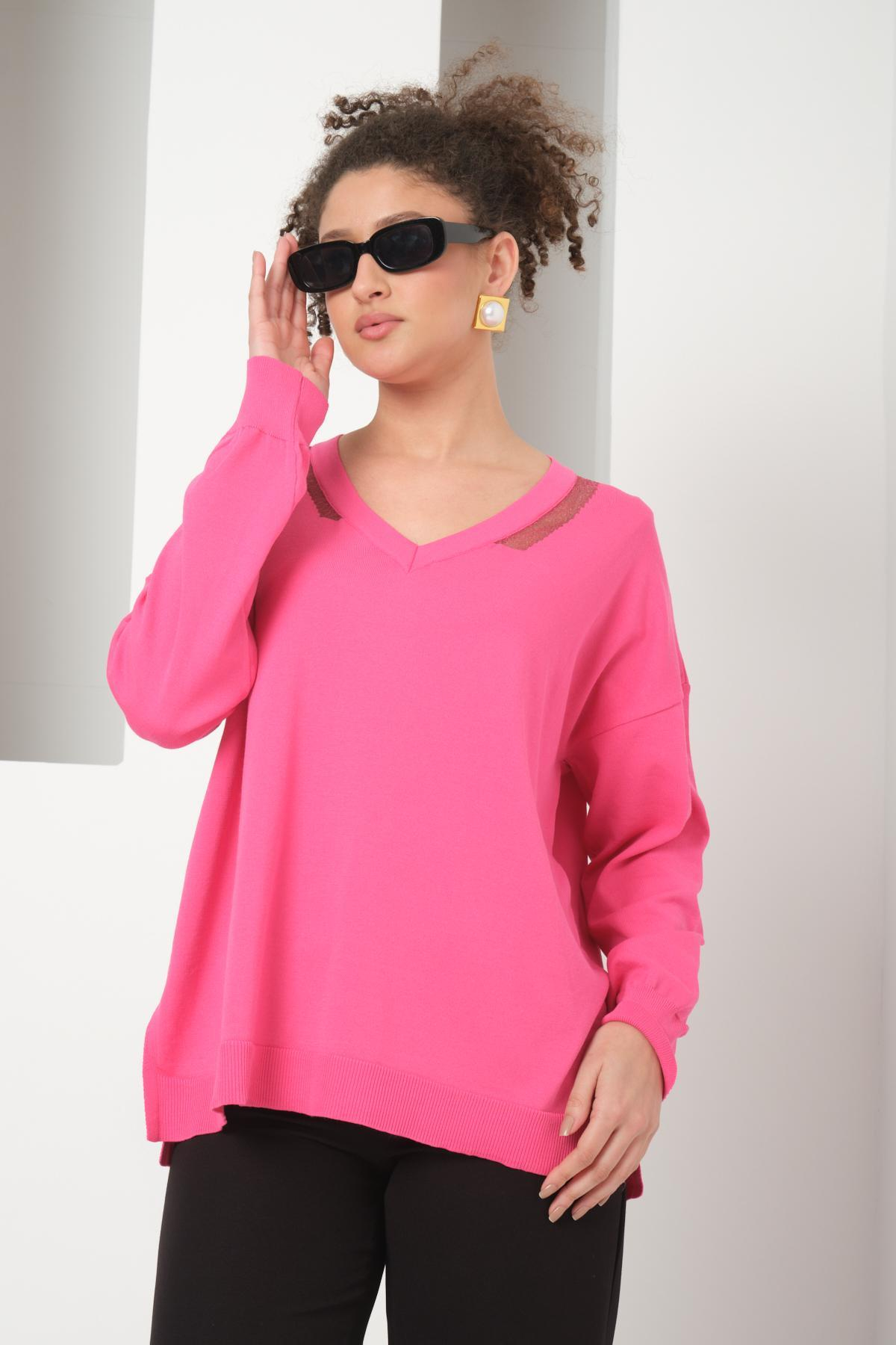 Wholesale Women Fuchsia Glitter-Garnished V-Neck Oversized Knit Blouse with Side Slits 724796