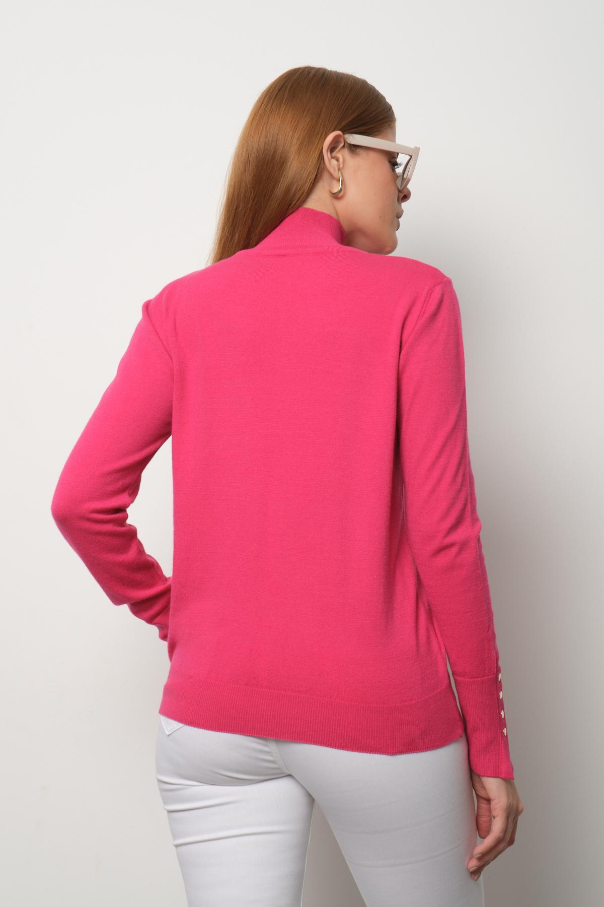 Wholesale Women Fuchsia Mock-Neck Sweaters 711167