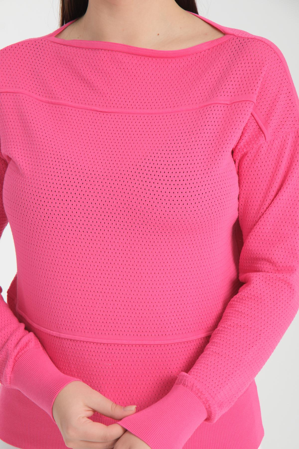 Wholesale Women Fuchsia Openwork Boat Neck Knit Blouse 722663