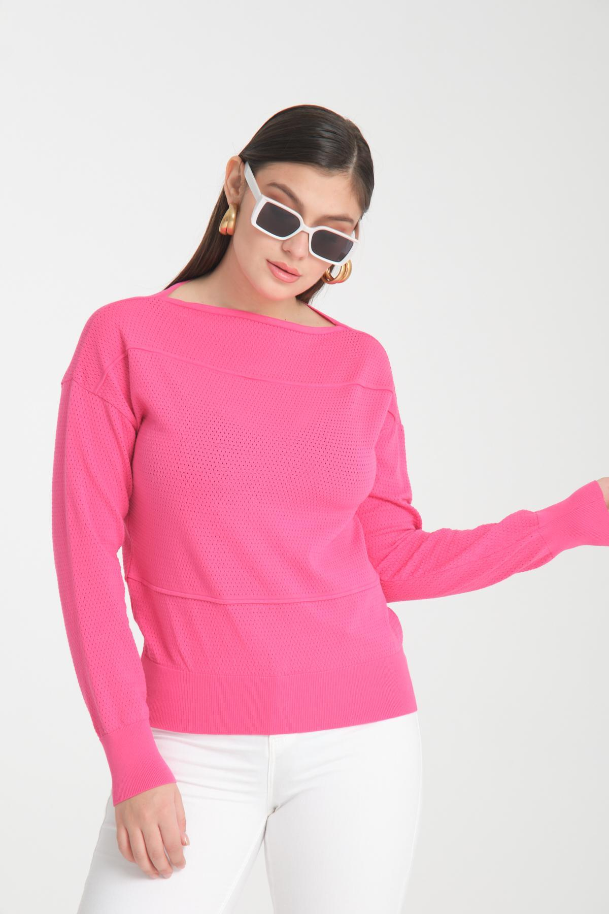 Wholesale Women Fuchsia Openwork Boat Neck Knit Blouse 722663