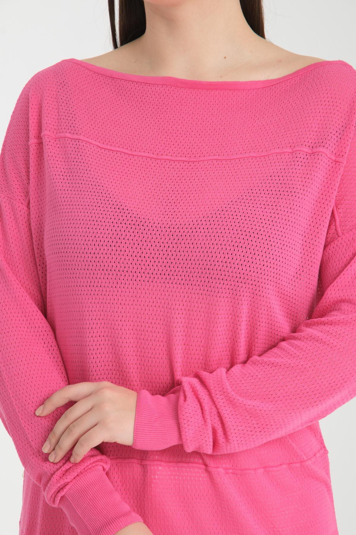 Wholesale Women Fuchsia Openwork Boat Neck Knit Blouse 722631