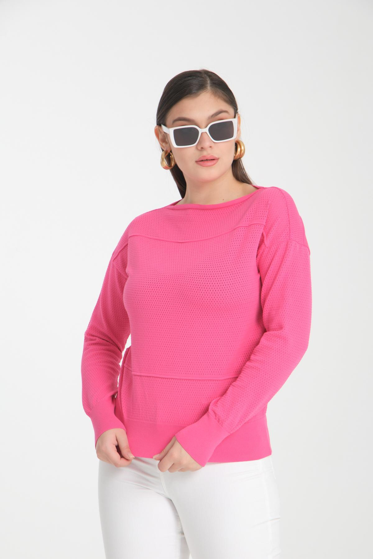 Wholesale Women Fuchsia Openwork Boat Neck Knit Blouse 722663
