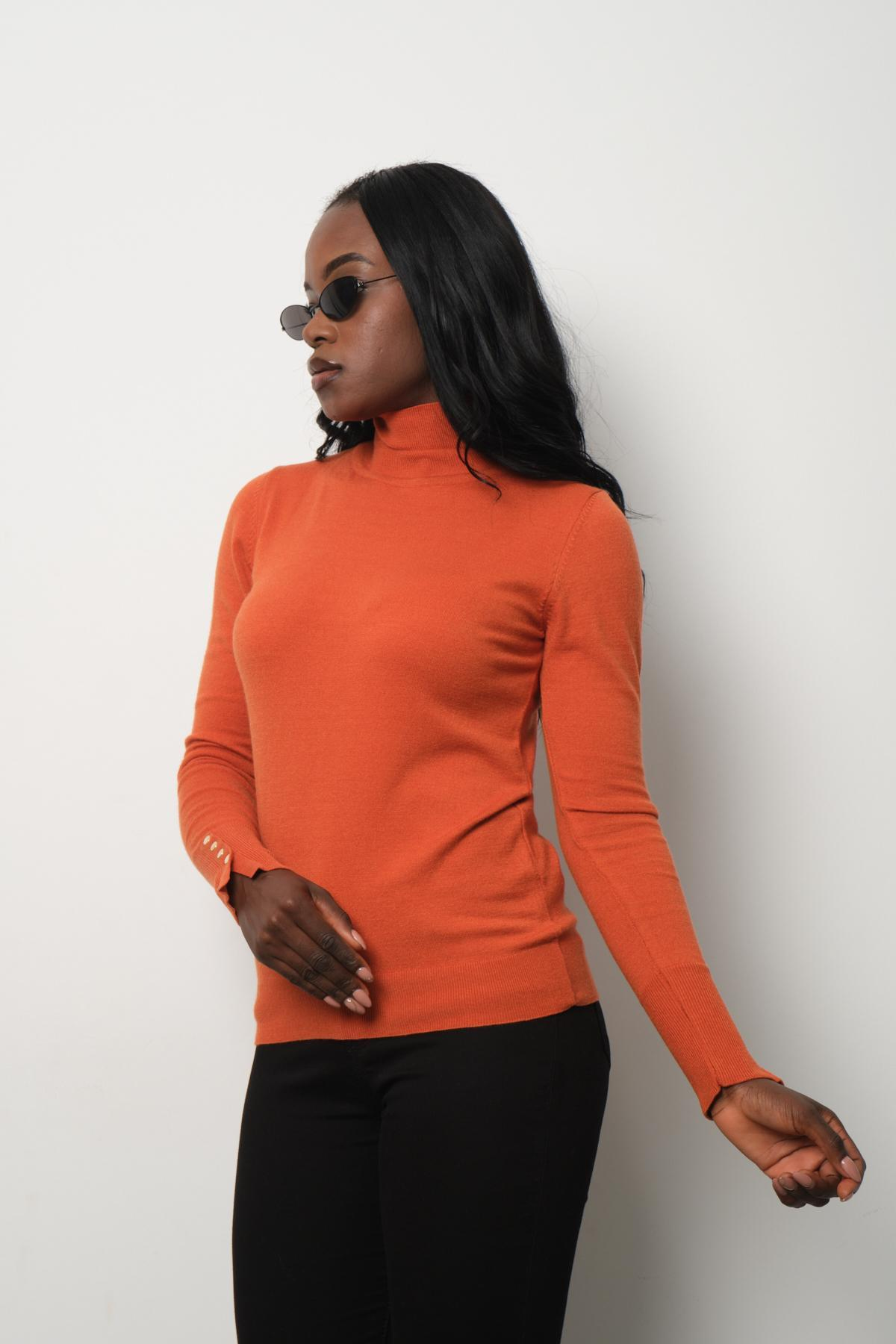Wholesale Women Ginger Mock-Neck Sweaters 711165