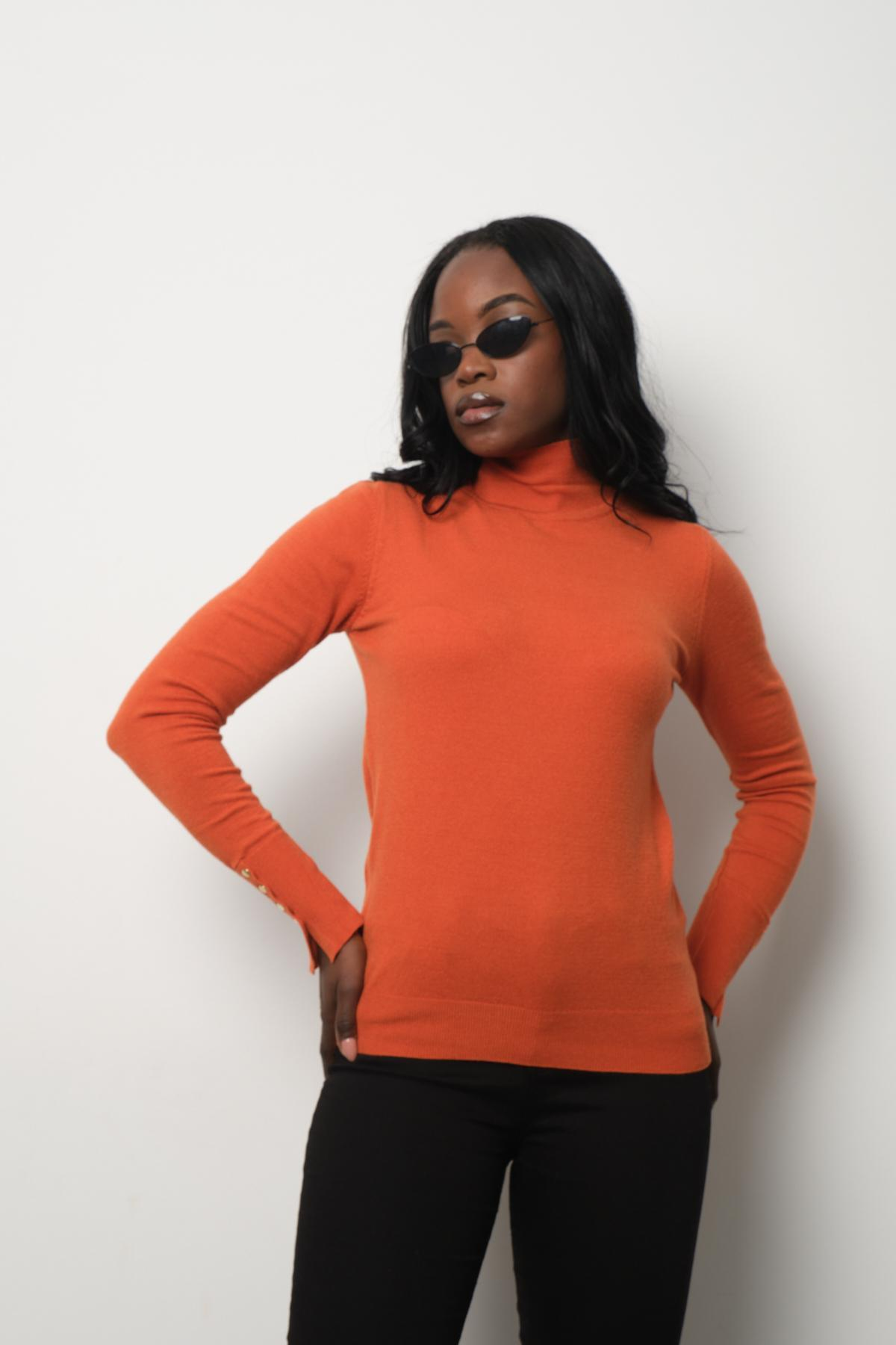 Wholesale Women Ginger Mock-Neck Sweaters 711165