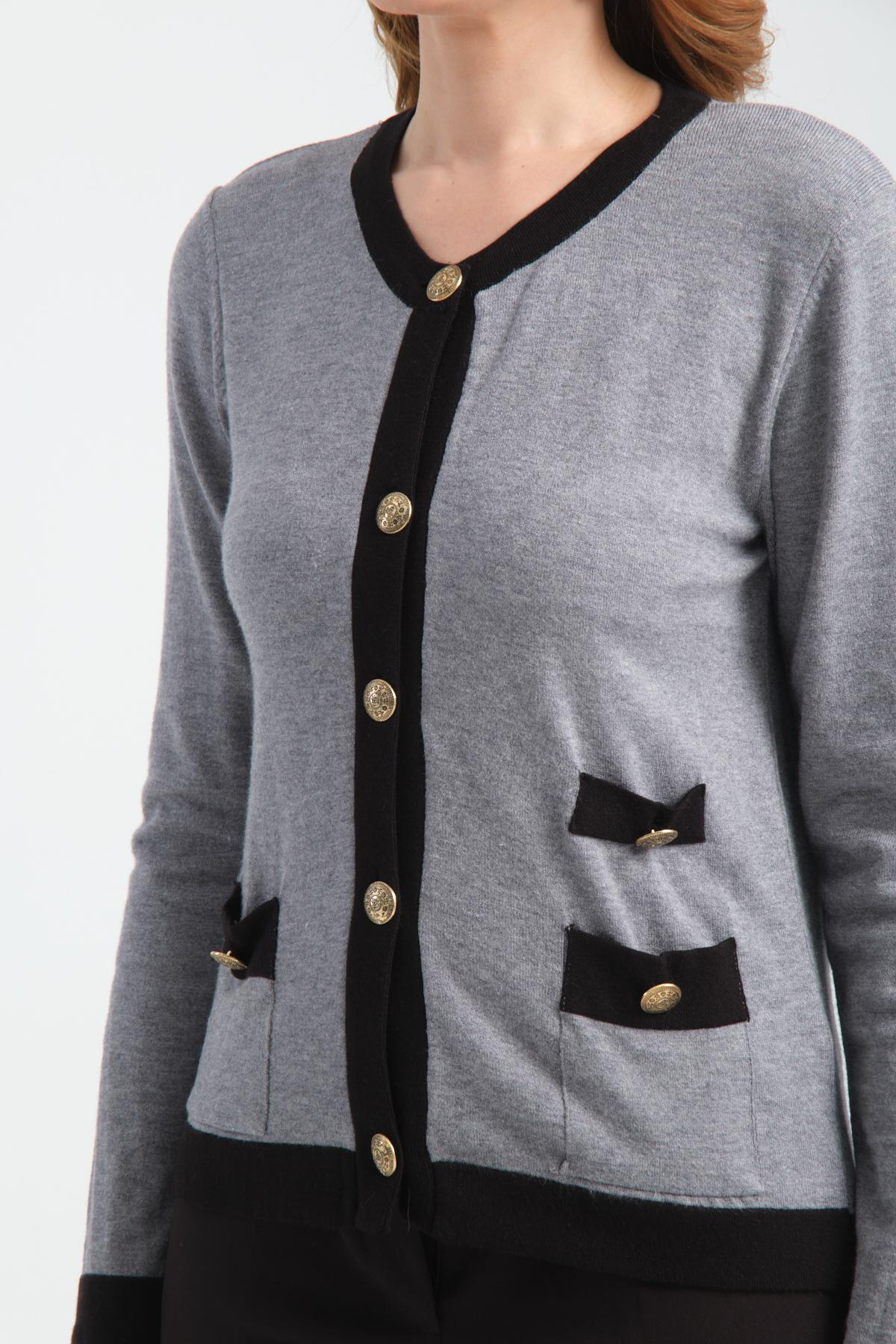 Wholesale Women Gray Collarless Cardigans 706715