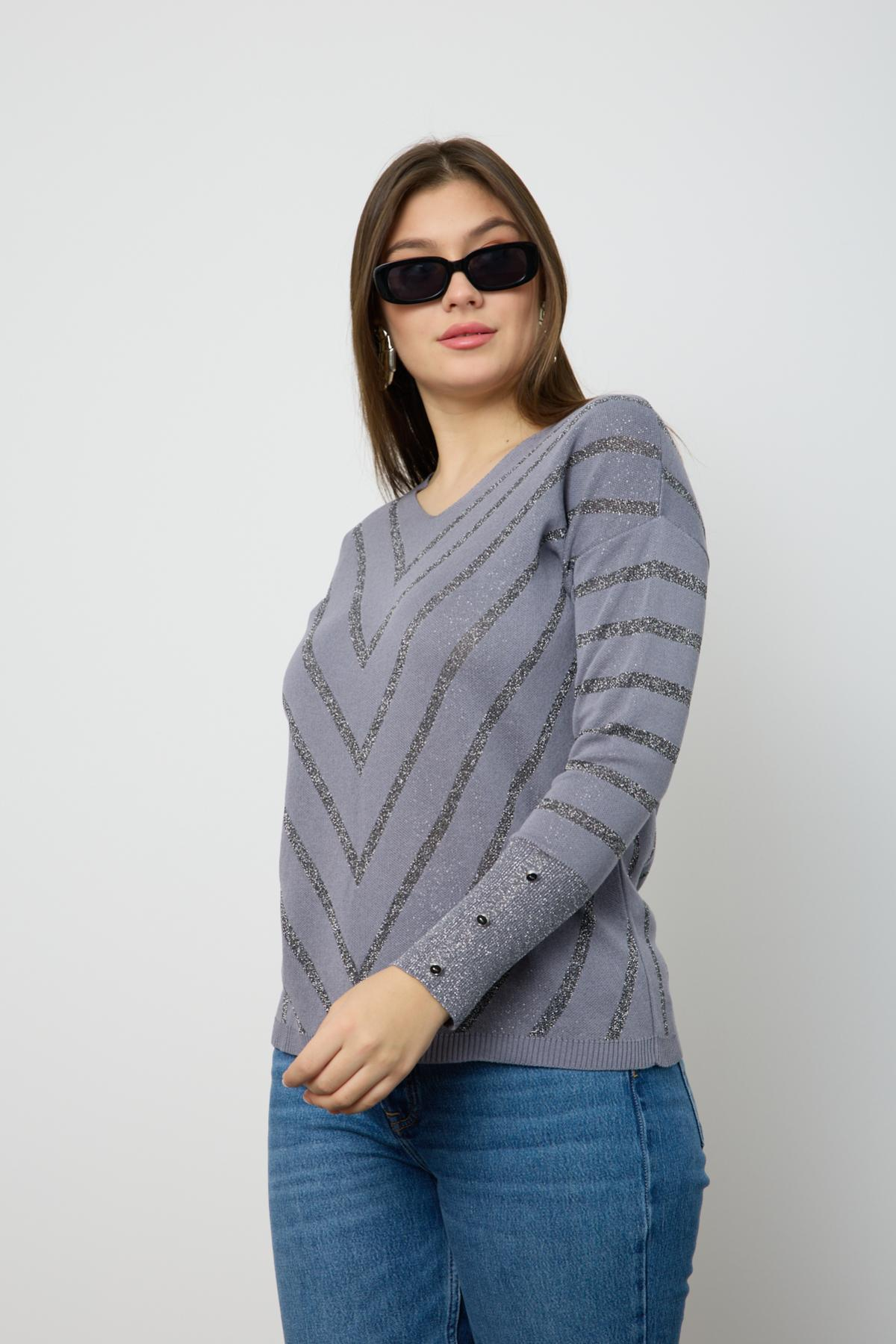Wholesale Women Gray Glitter V Neck Knit Blouse with Buttons on Sleeves 724822