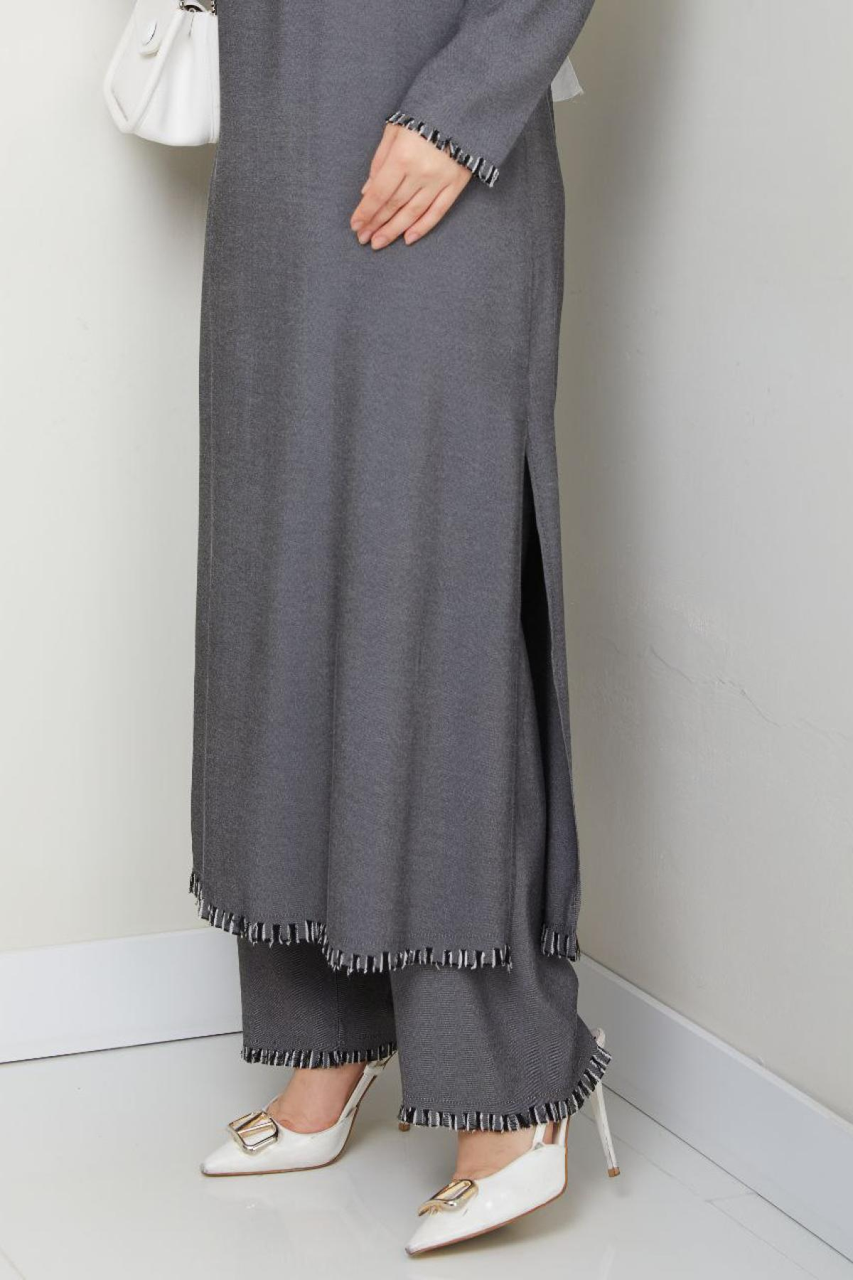 Wholesale Women Gray  Hijab Suit 728682