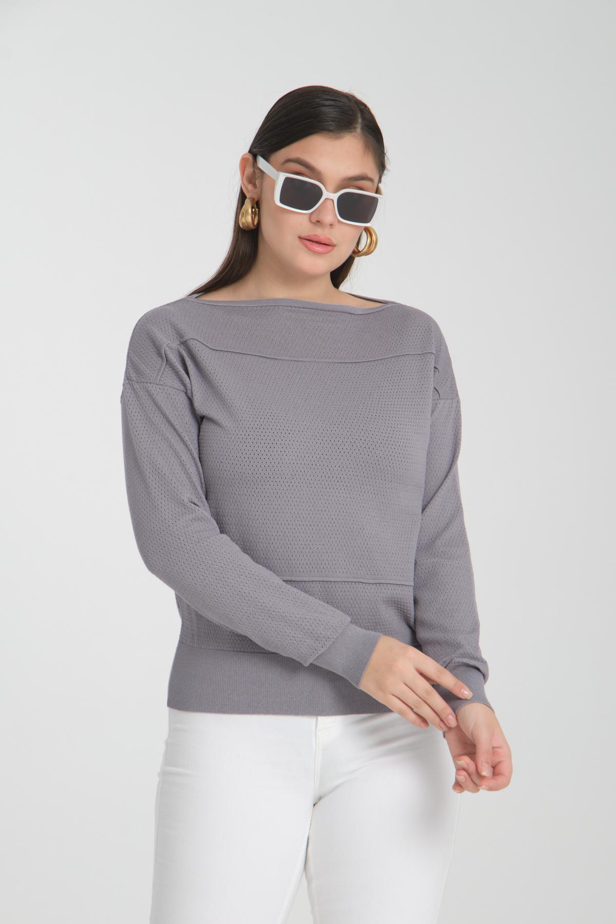 Wholesale Women Gray Openwork Boat Neck Knit Blouse 722664