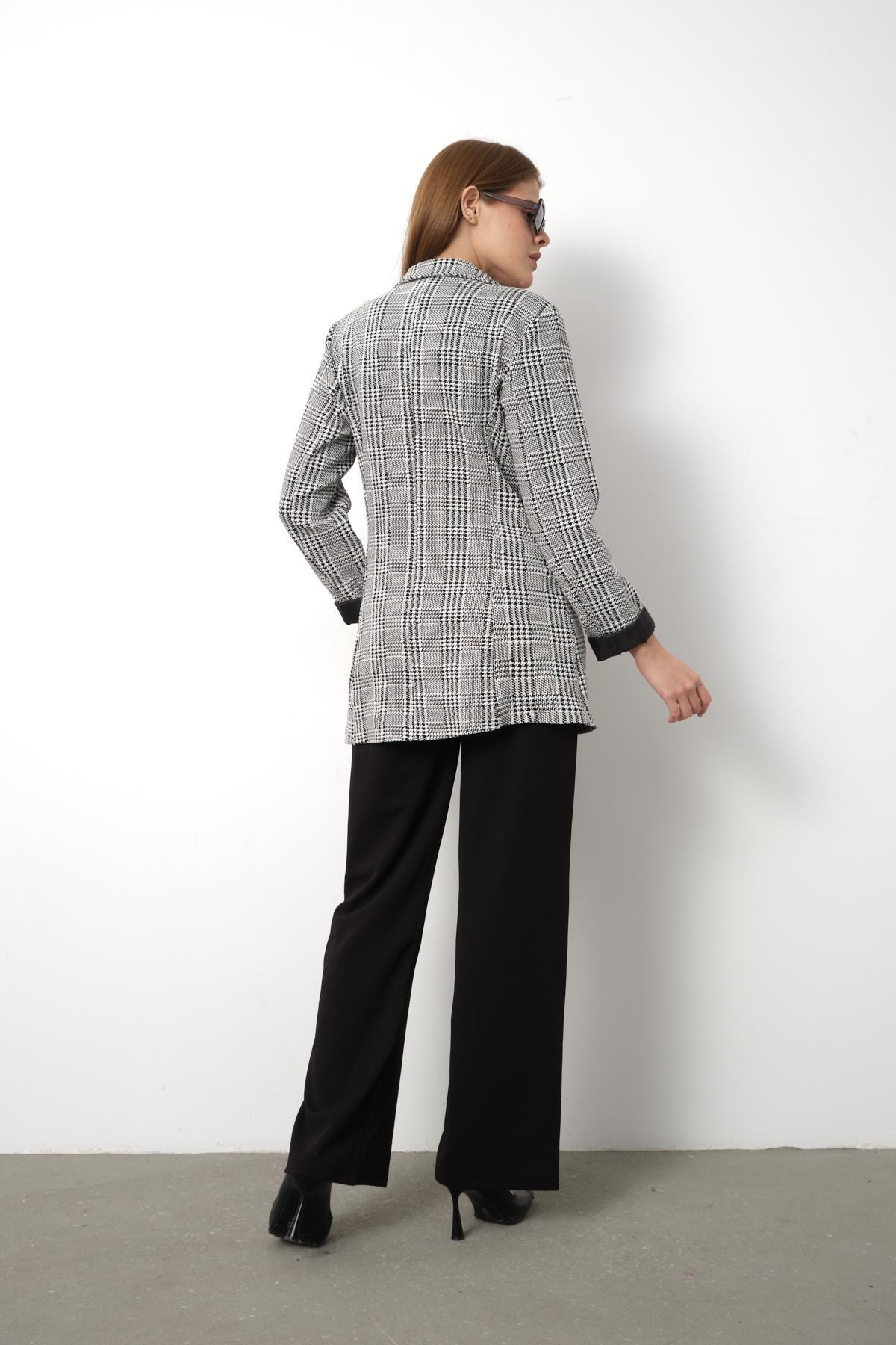 Wholesale Women Gray Plaid Notched Collar Welt Pockets Lined Blazer 715578
