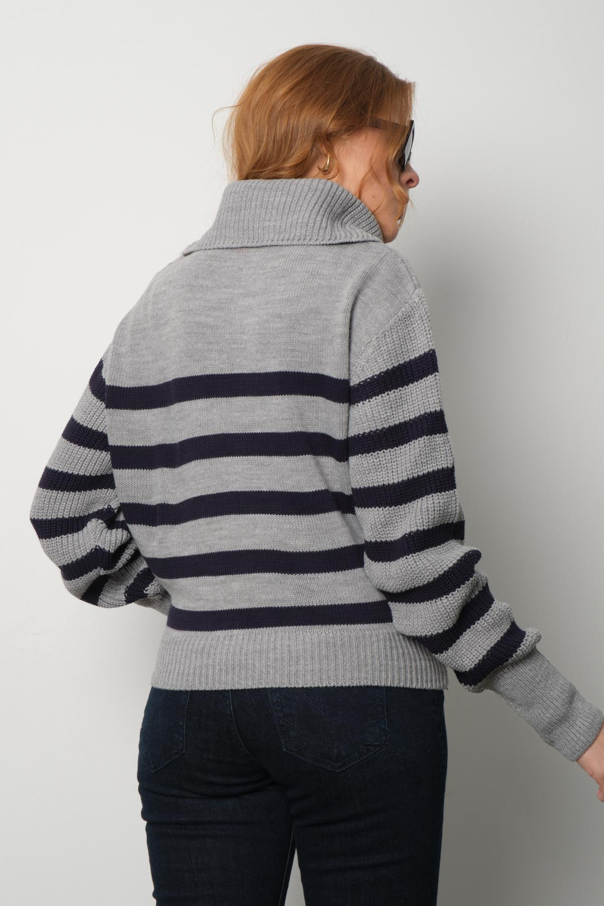 Wholesale Women Gray Striped Zip Neck Knit Blouse 713314