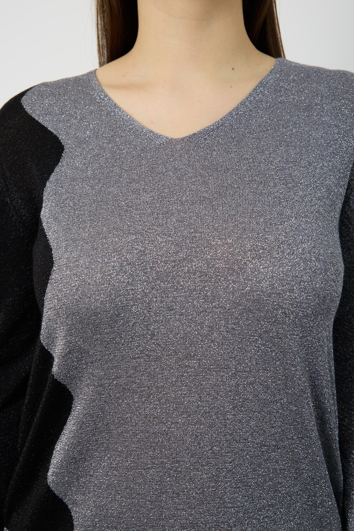 Wholesale Women Gray Two Tone Glittery V-Neck Knit Blouse 724836