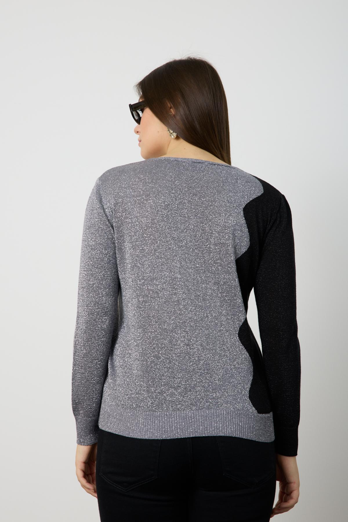 Wholesale Women Gray Two Tone Glittery V-Neck Knit Blouse 724836