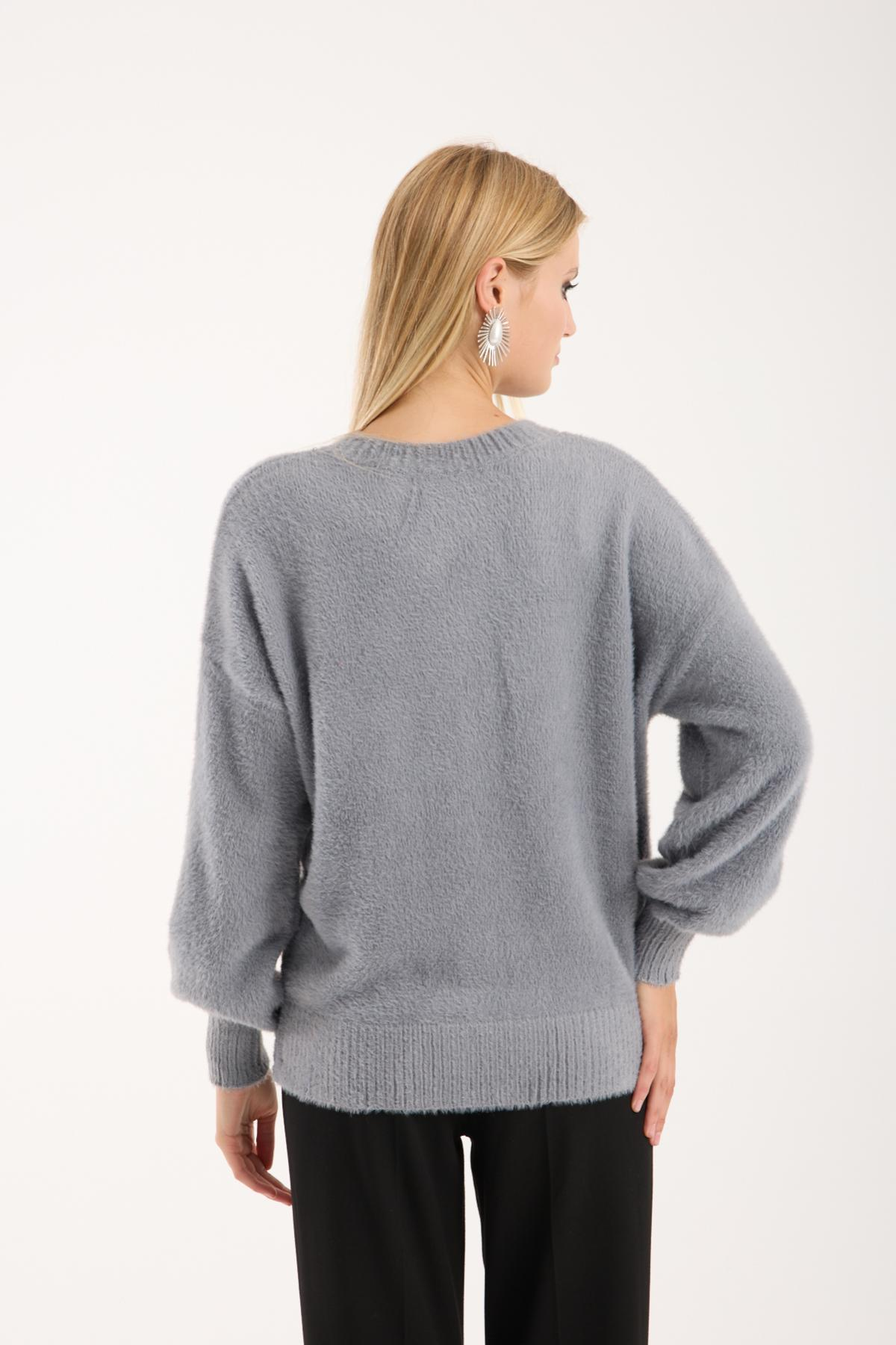 Wholesale Women Gray V-Neck Knit Blouse with Rhinestone and Pearl Embellishments 738883