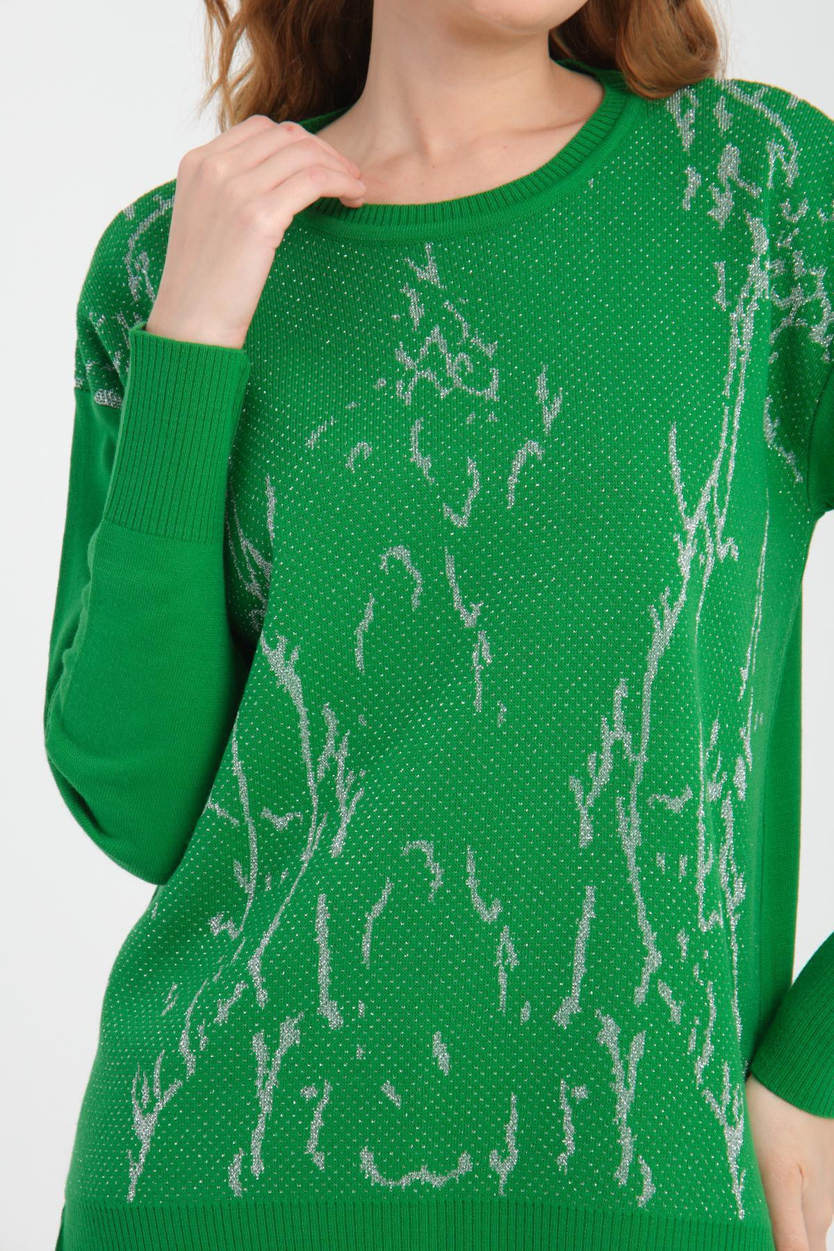 Wholesale Women Green Glitter Crew-Neck Sweaters 710995