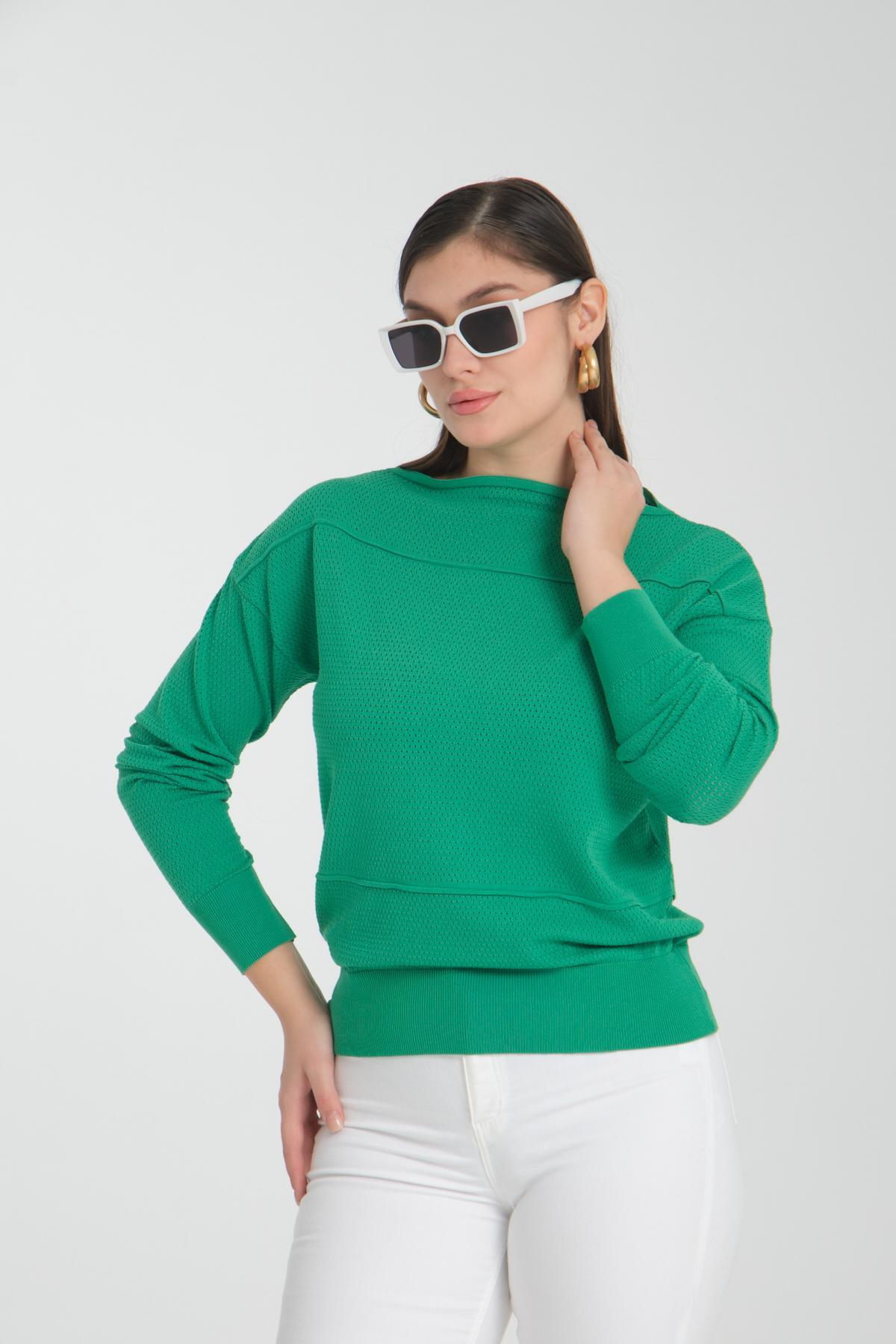 Wholesale Women Green Openwork Boat Neck Knit Blouse 722665
