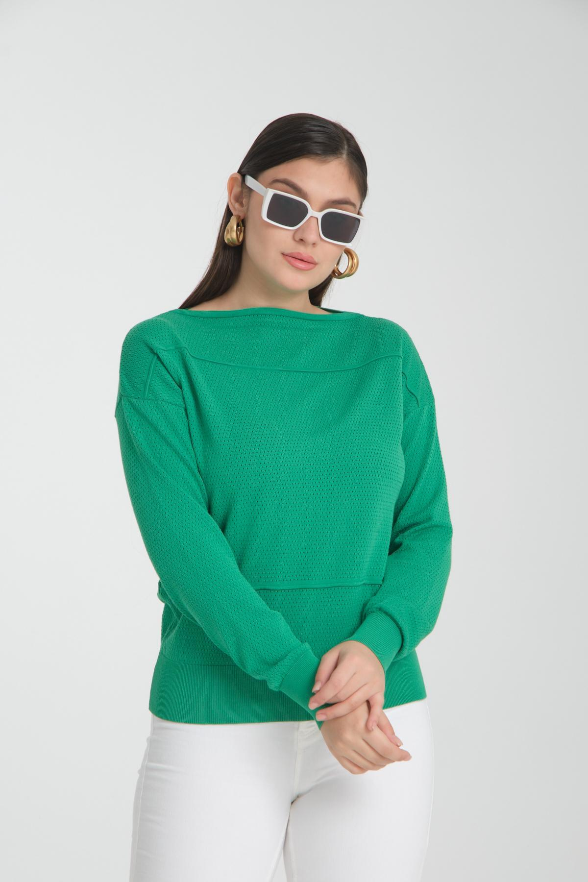 Wholesale Women Green Openwork Boat Neck Knit Blouse 722665