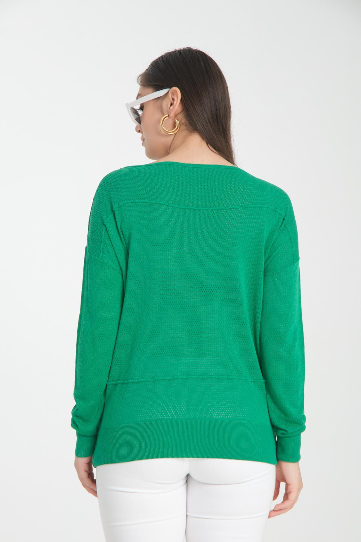 Wholesale Women Green Openwork Boat Neck Knit Blouse 722634