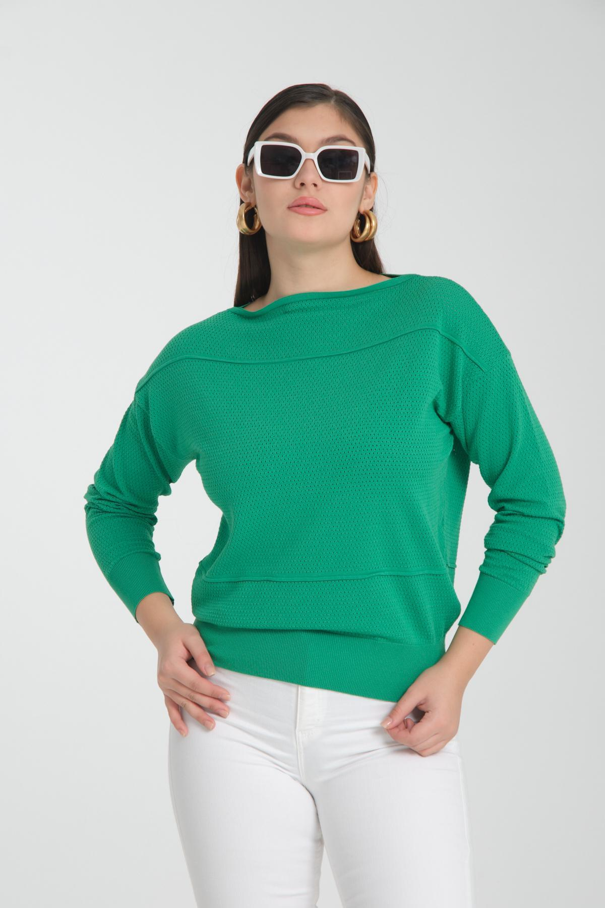 Wholesale Women Green Openwork Boat Neck Knit Blouse 722665
