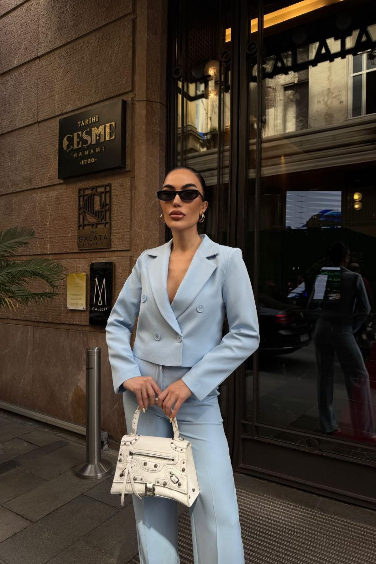 Wholesale Women Ice Blue Yellow Two Piece Suit Blazer and Pants Set 737336