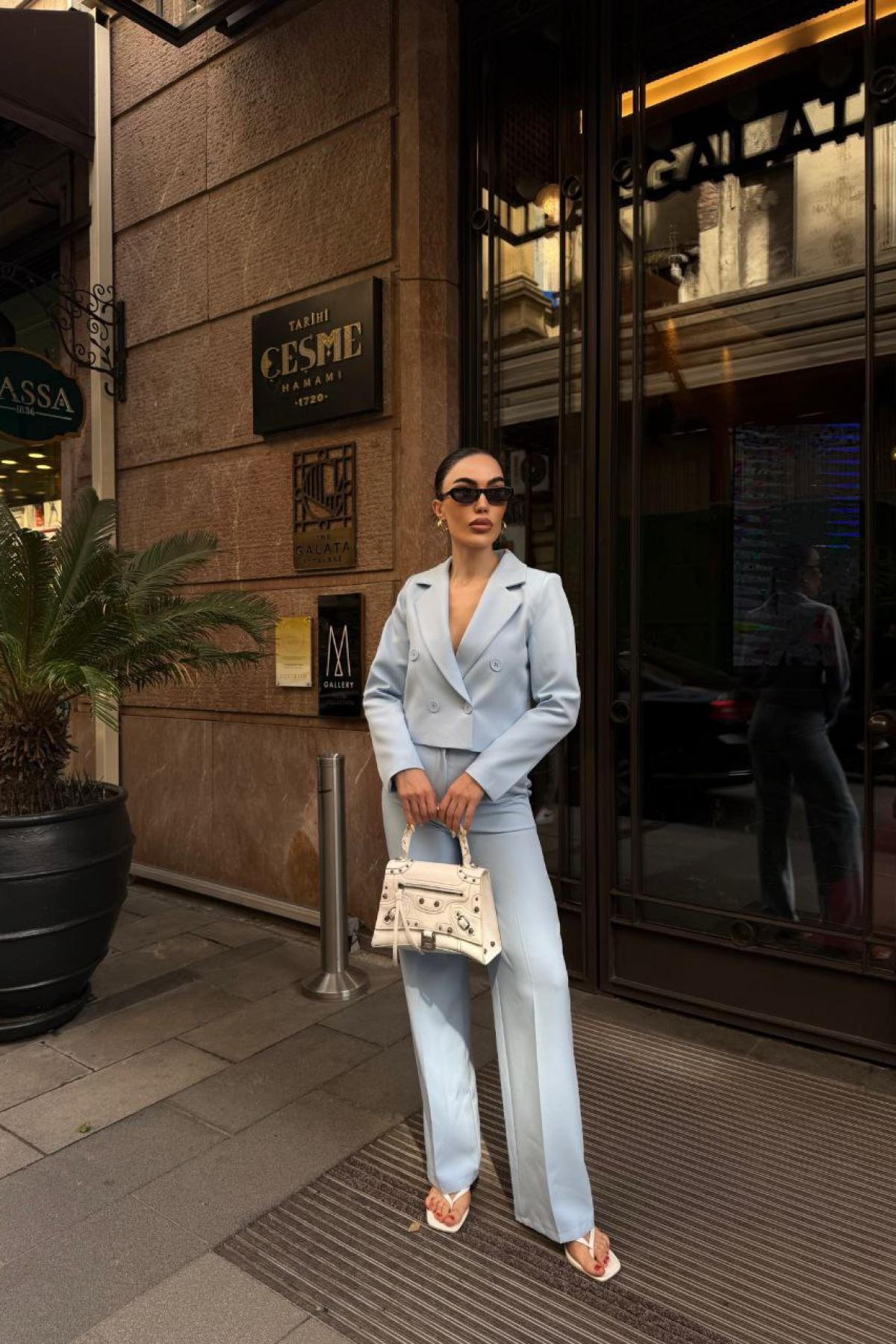 Wholesale Women Ice Blue Yellow Two Piece Suit Blazer and Pants Set 737336