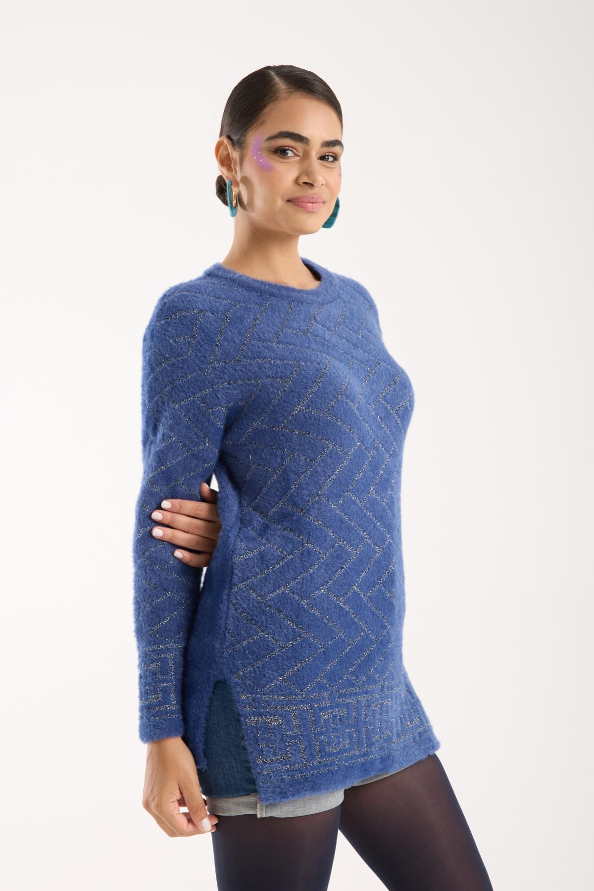 Wholesale Women Indigo Lurex Crew-Neck Knit Blouse with Side Slits 738849