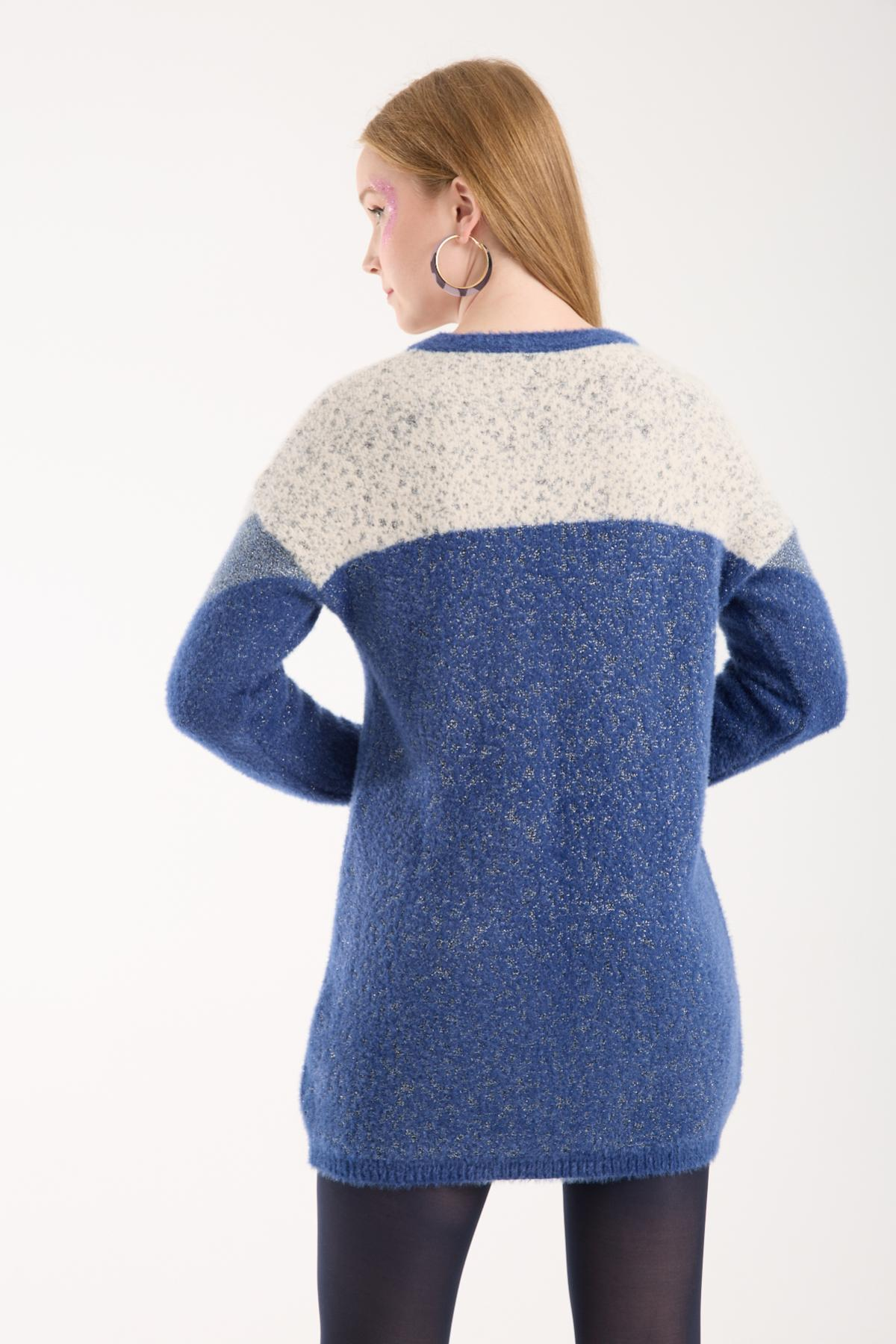 Wholesale Women Indigo Two-Tone Crew-Neck Lurex Knit Blouse 738871