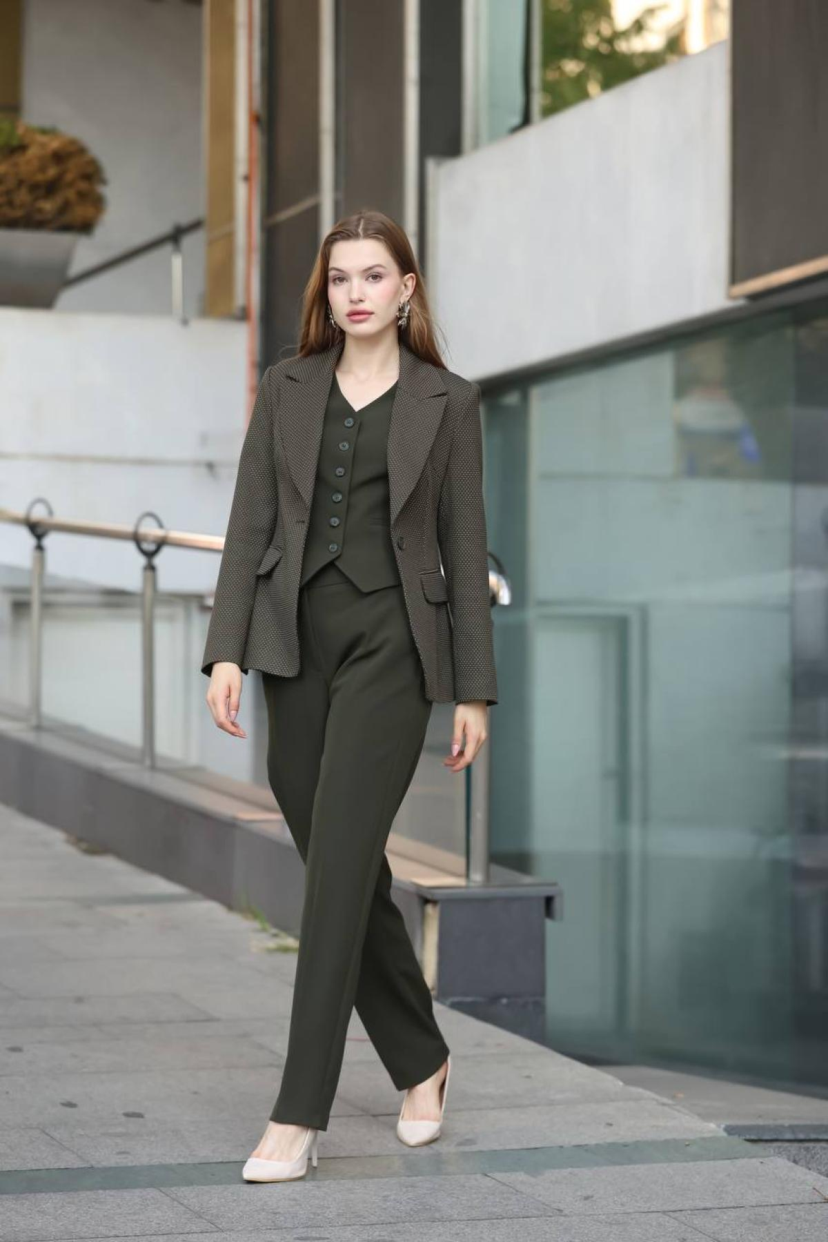 Wholesale Women Khaki Three Piece Suit Blazer Vest and Pants Set 718304