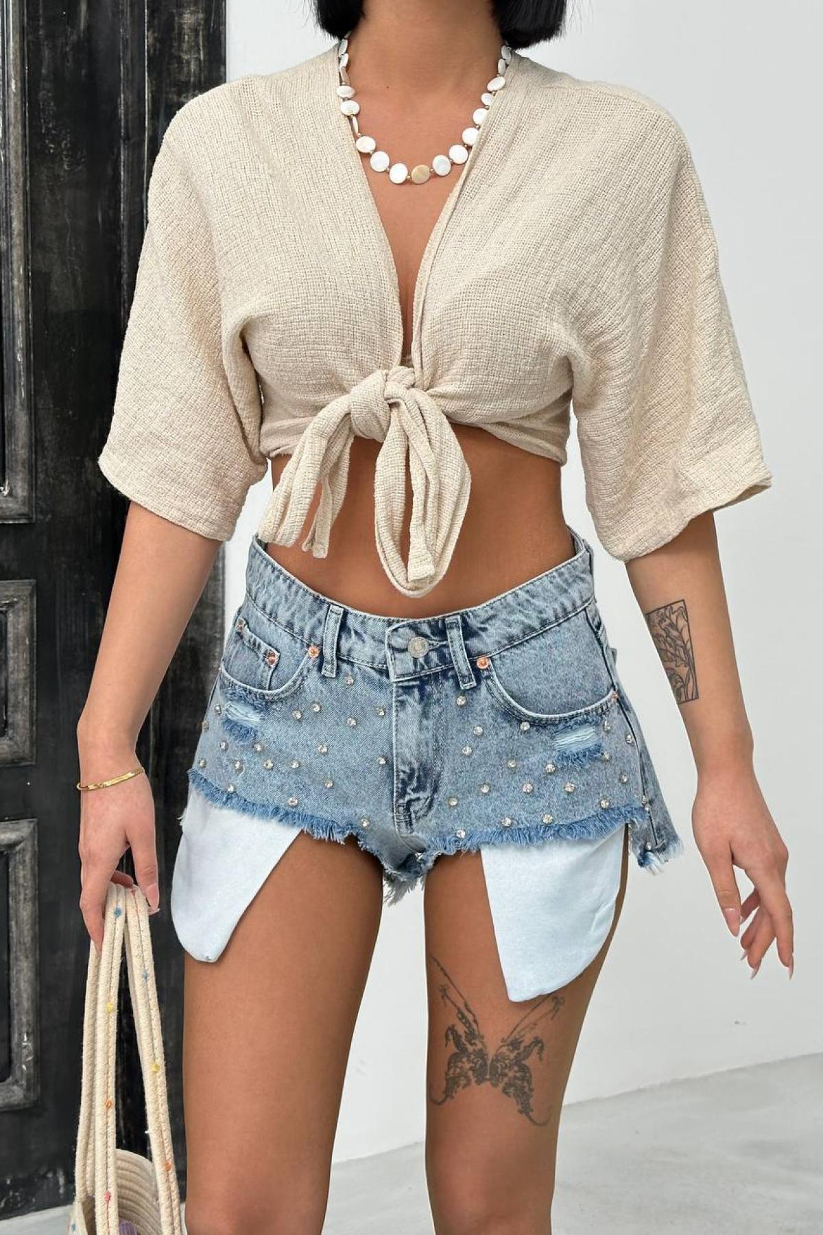 Wholesale Women Light  Blue Rhinestone Shorts 732094
