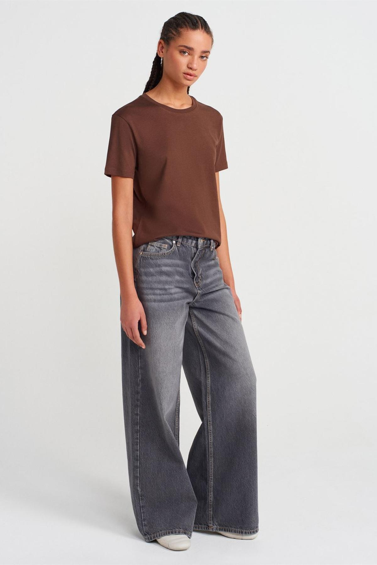 Wholesale Women Light Coffee Brown Crew Neck Modal T-shirt 733523