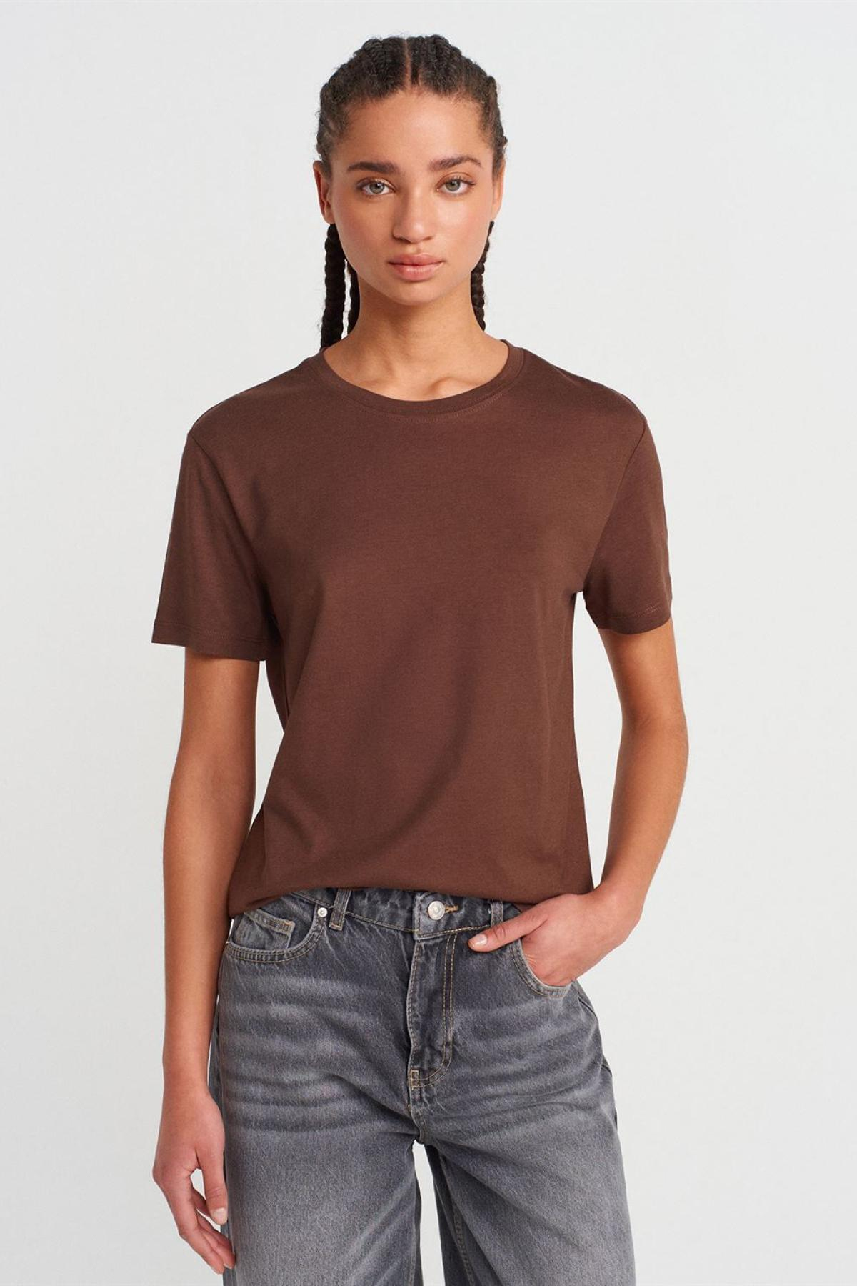 Wholesale Women Light Coffee Brown Crew Neck Modal T-shirt 733523