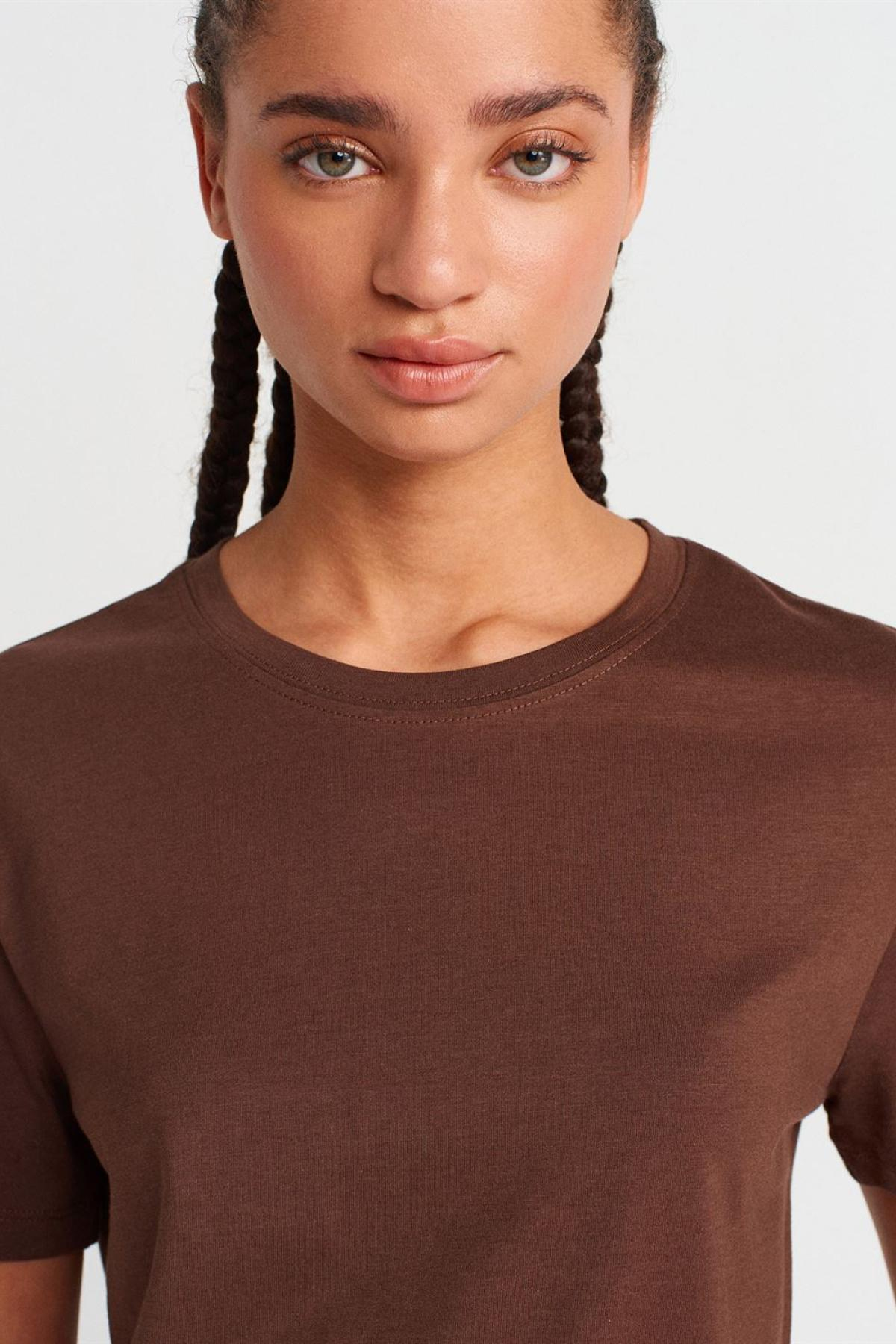 Wholesale Women Light Coffee Brown Crew Neck Modal T-shirt 733523