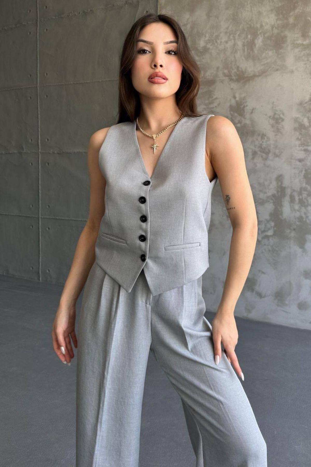 Wholesale Women Light Gray Linen Suit Vest and Trouser Set 730918