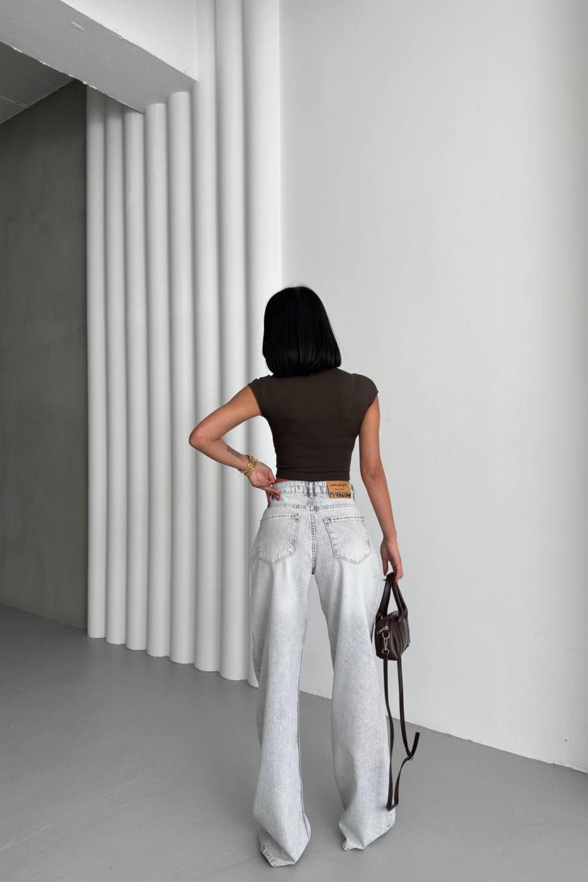 Wholesale Women Light Gray Palazzo Jeans 732081