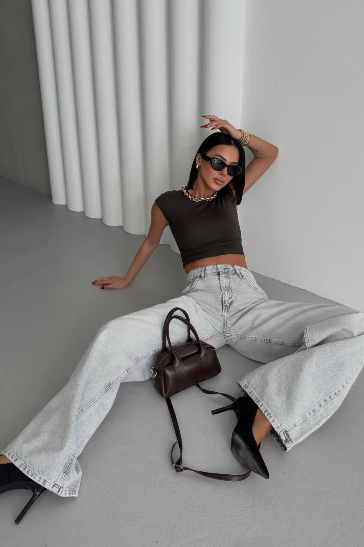 Wholesale Women Light Gray Palazzo Jeans 732081