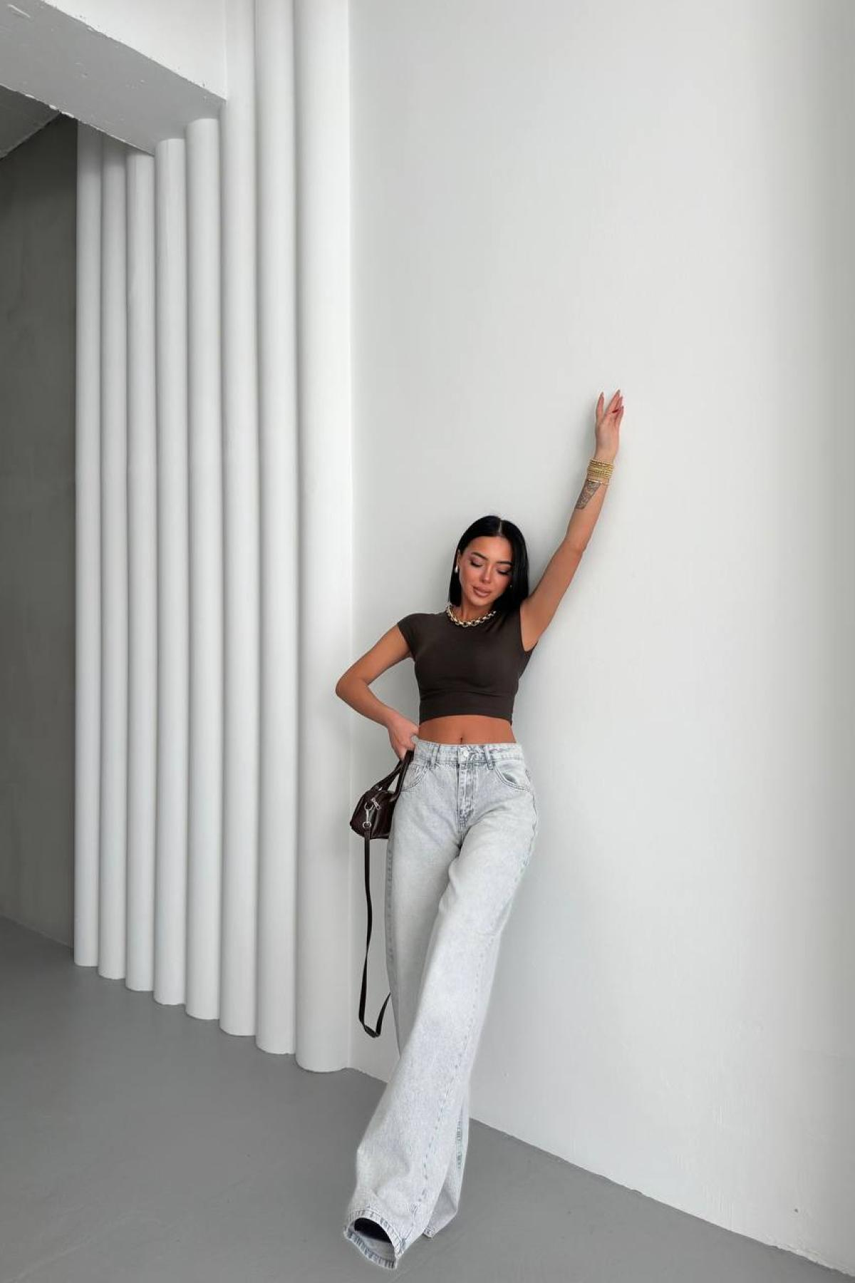 Wholesale Women Light Gray Palazzo Jeans 732081