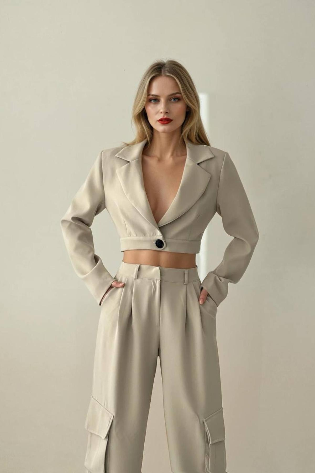 Wholesale Women Light Gray Suit 730011