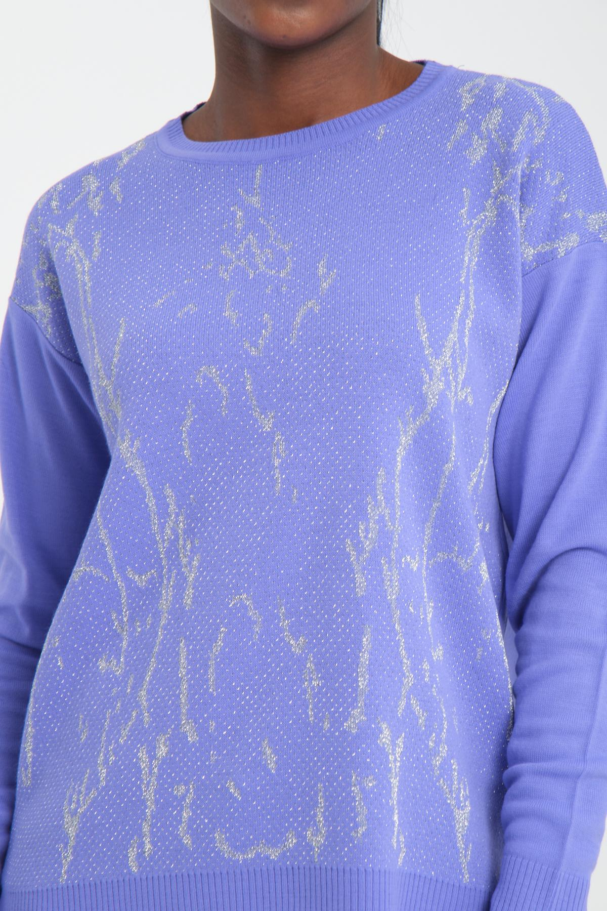 Wholesale Women Lilac Glitter Crew-Neck Sweaters 710992