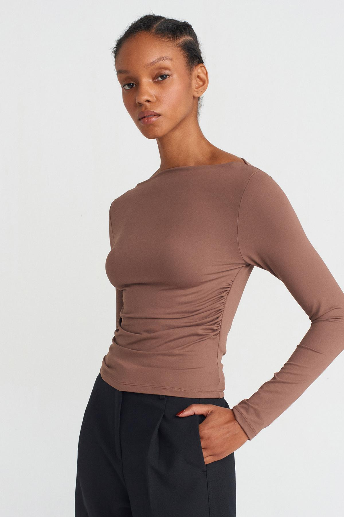 Wholesale Women Mink Long Sleeve Asymmetric T-shirt 719606