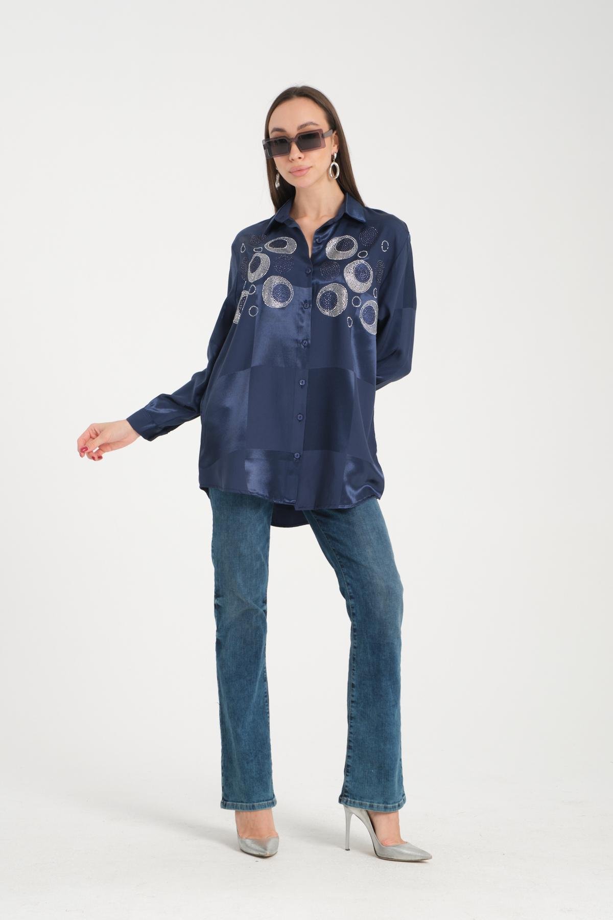 Wholesale Women Navy Rhinestones Satin Shirt 717130