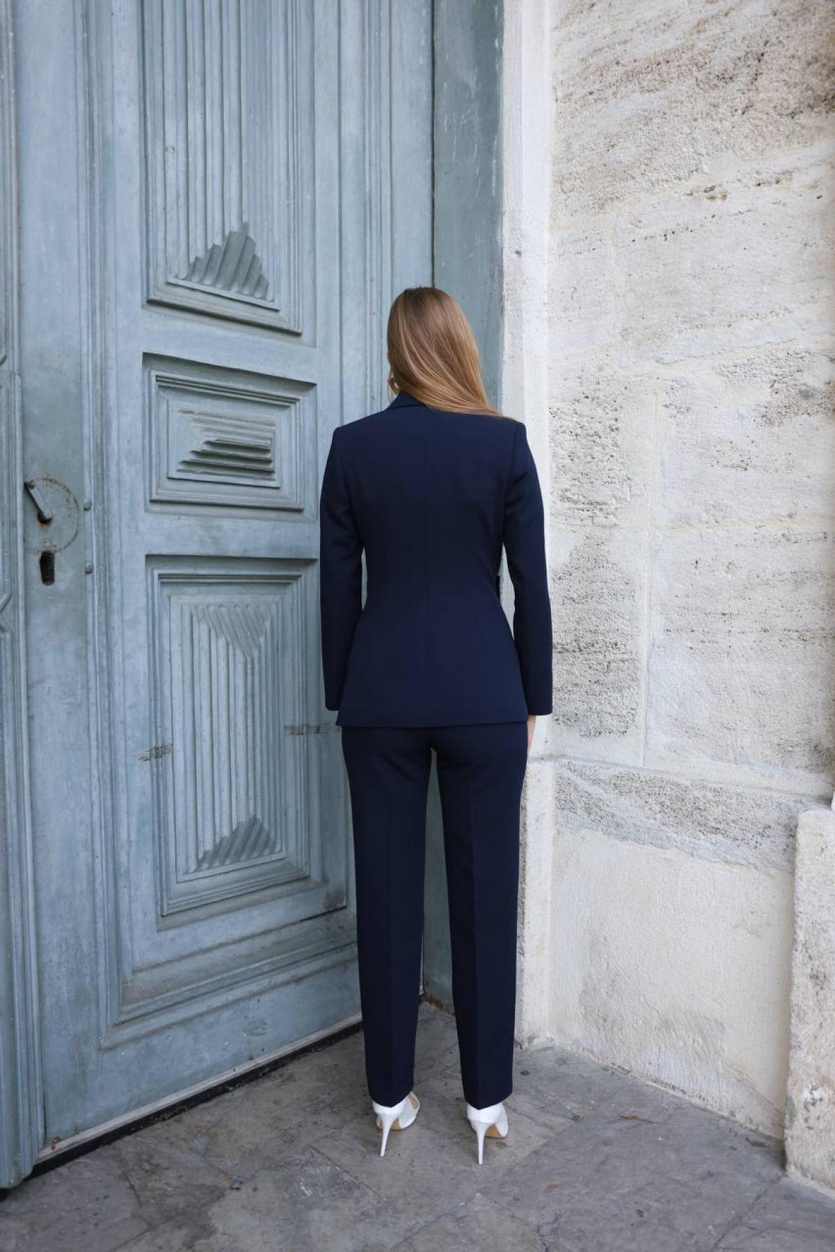 Wholesale Women Navy Two Piece Suit Blazer and Pants Set 718273