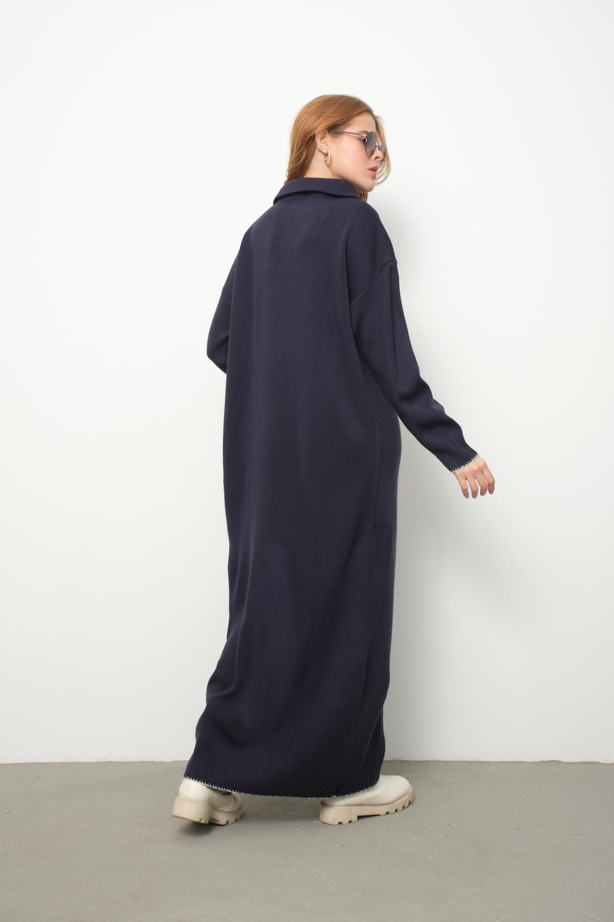 Wholesale Women Navy Zip-Neck Knitted Maxi Dresses 710105