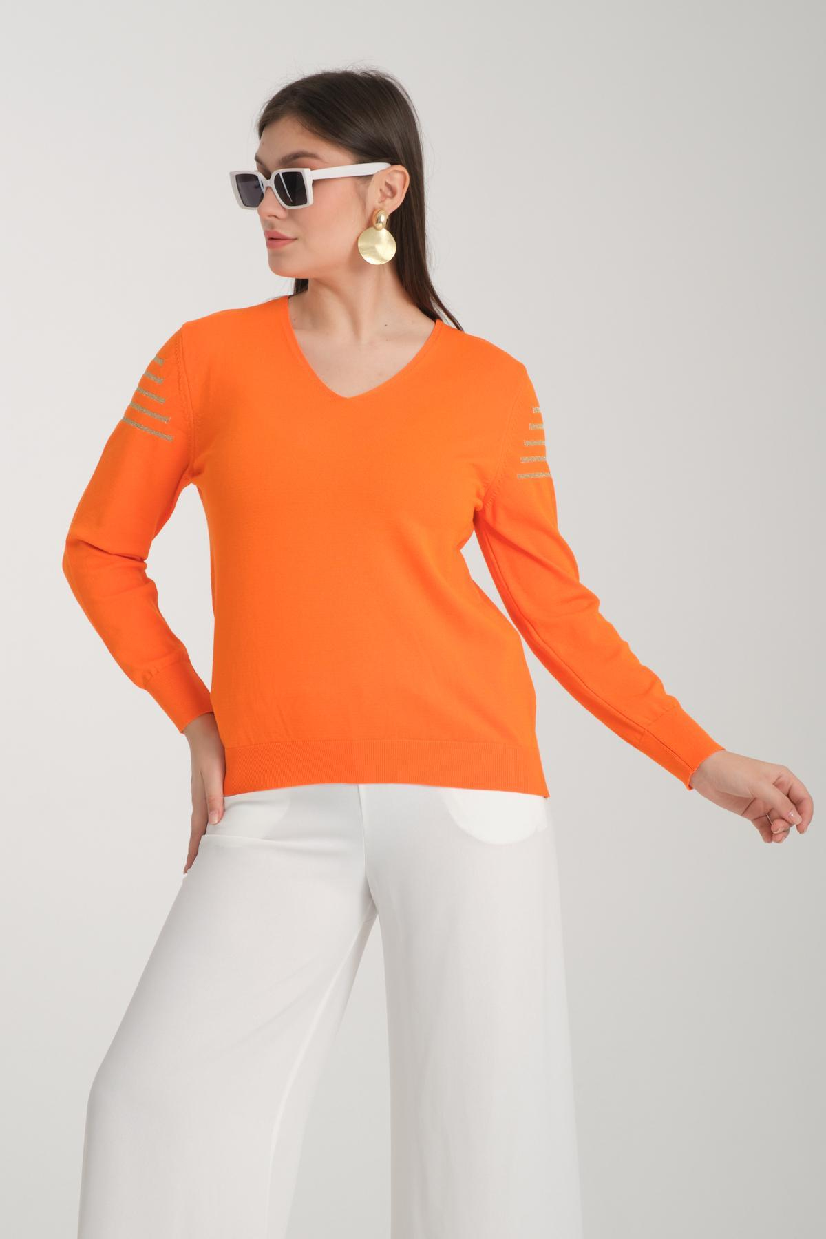 Wholesale Women Orange Glitter Garnished V Neck Knit Blouse 722623